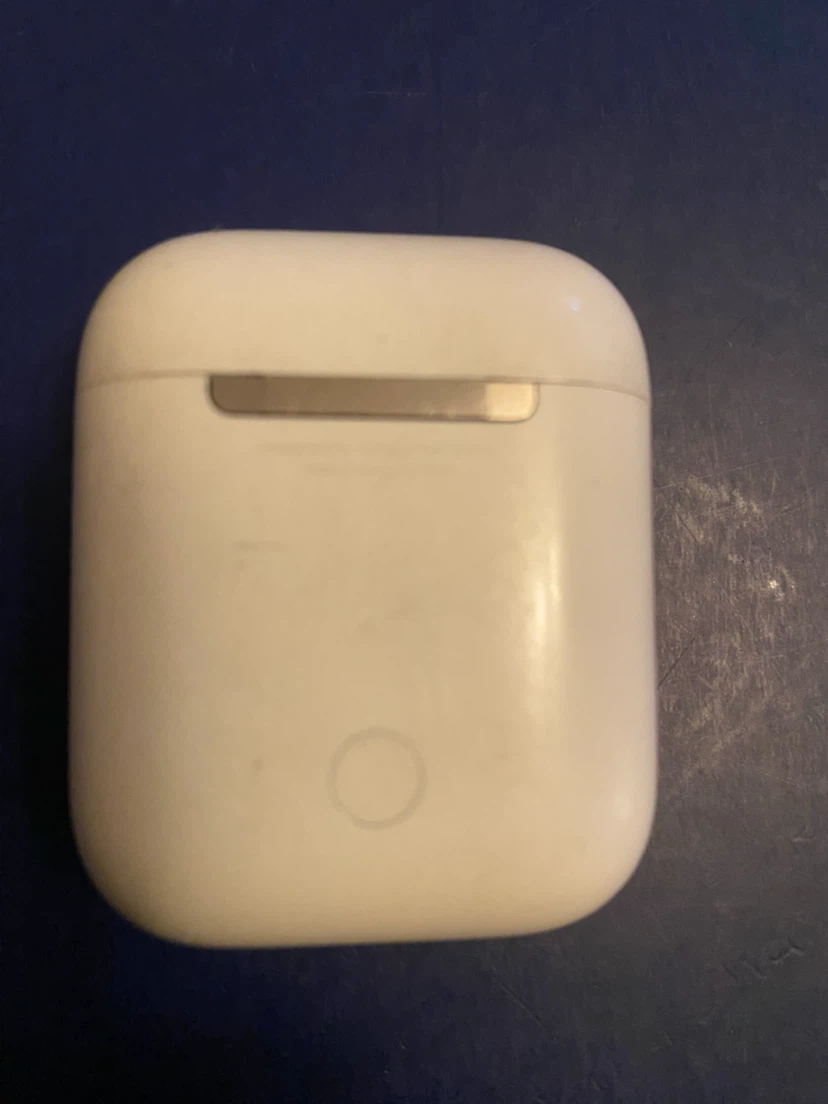 Apple AirPods with Charging Case