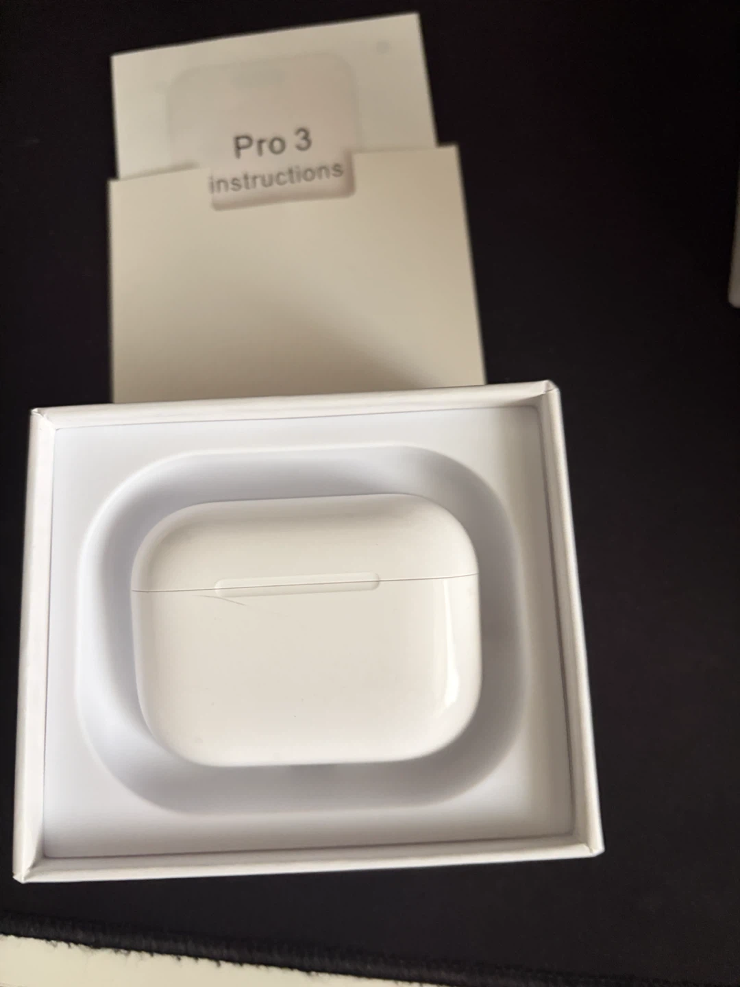Apple AirPods Pro 3rd Gen - photo 3