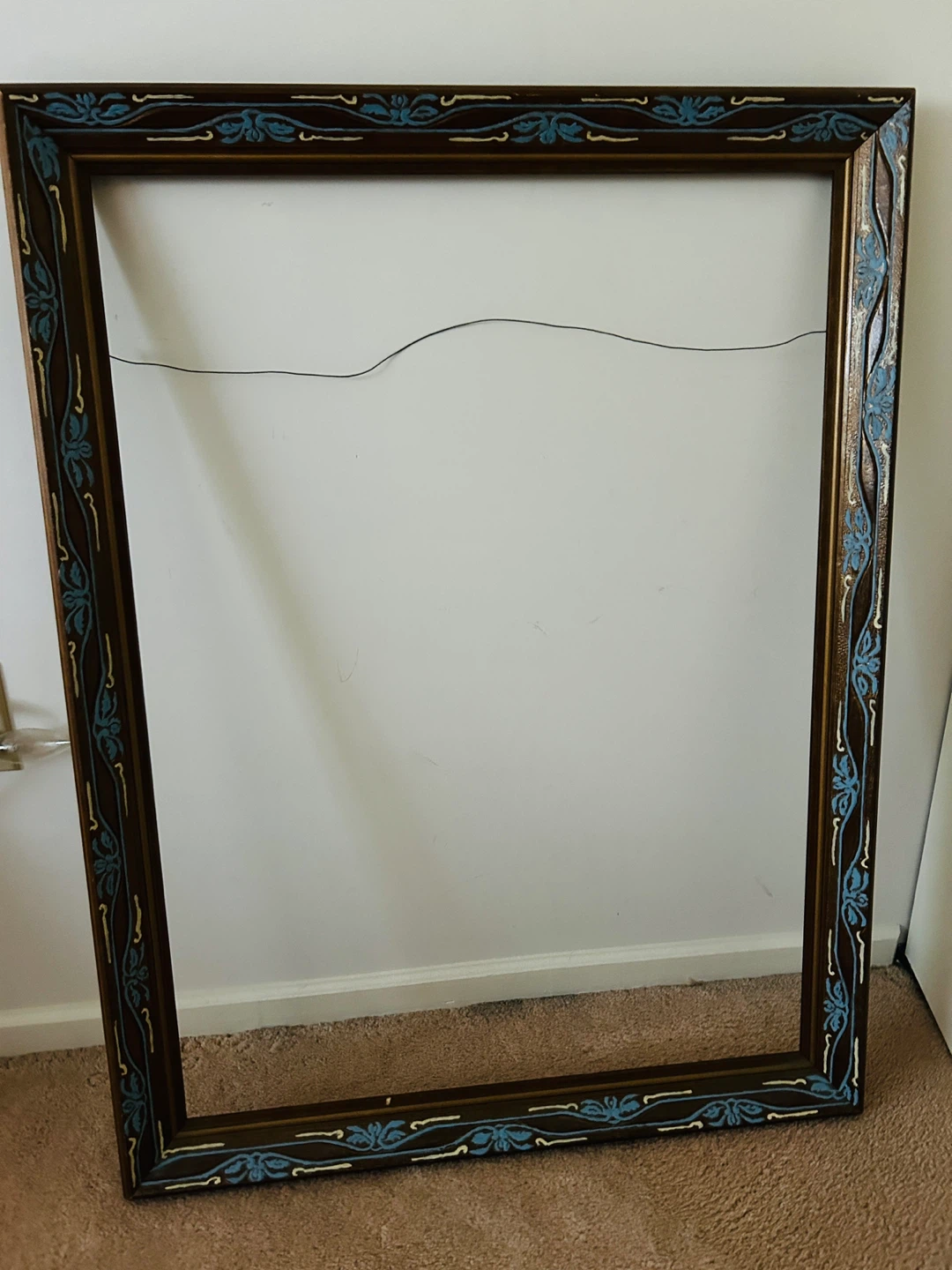 HUGE 36 by 28-inch VINTAGE Picture Frame - photo 2