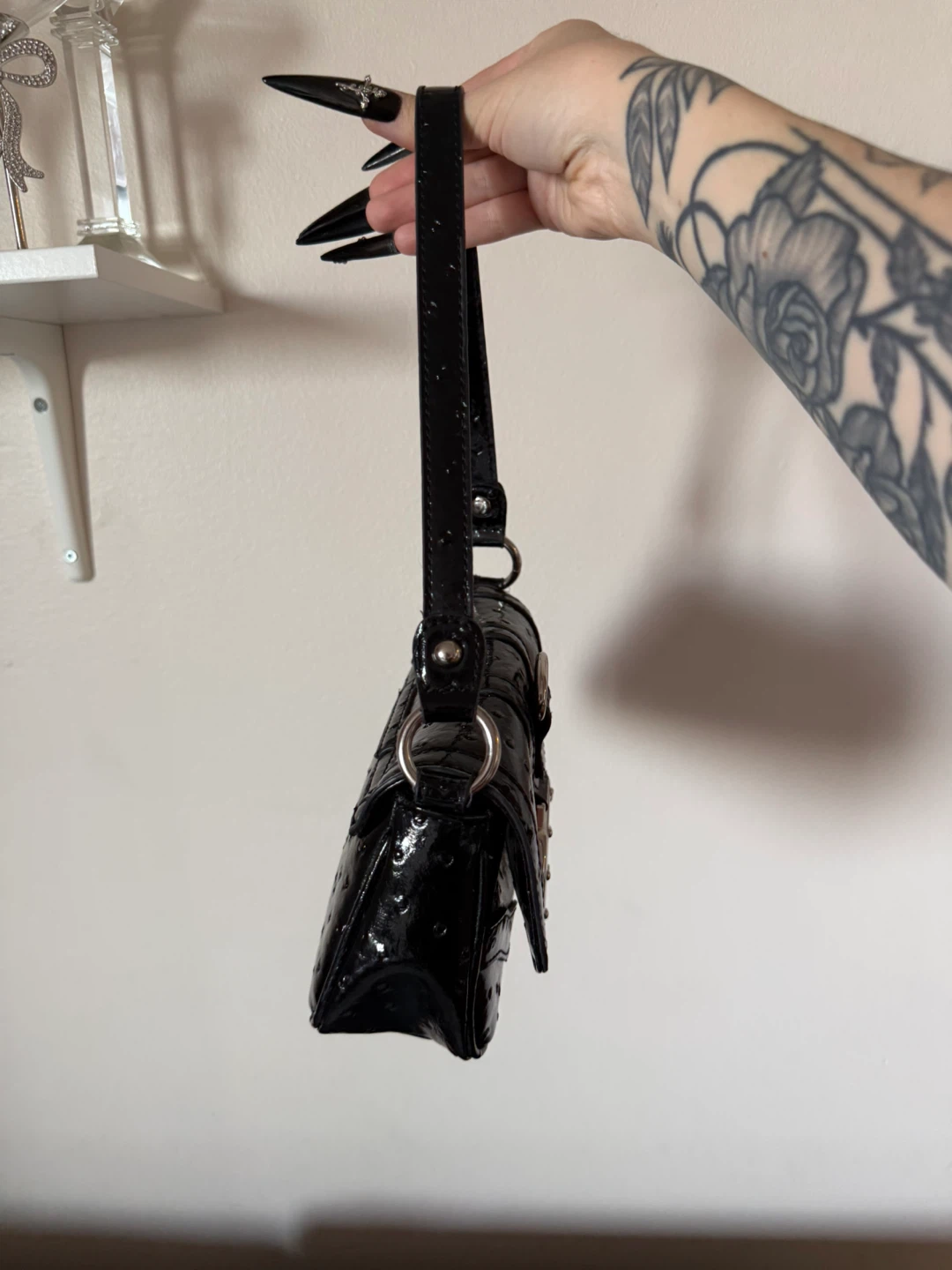 Guess Vintage Black Ostrich-Effect Shoulder Bag - photo 5