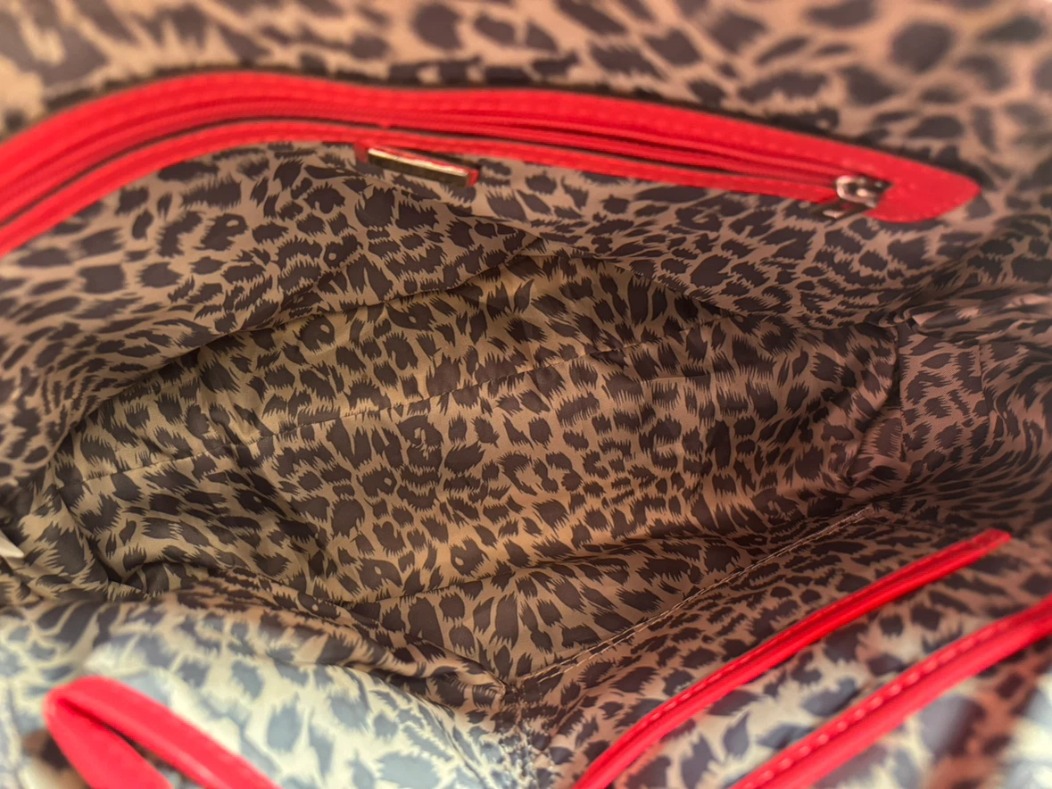 GUESS Handbag with Coral Accents - photo 2