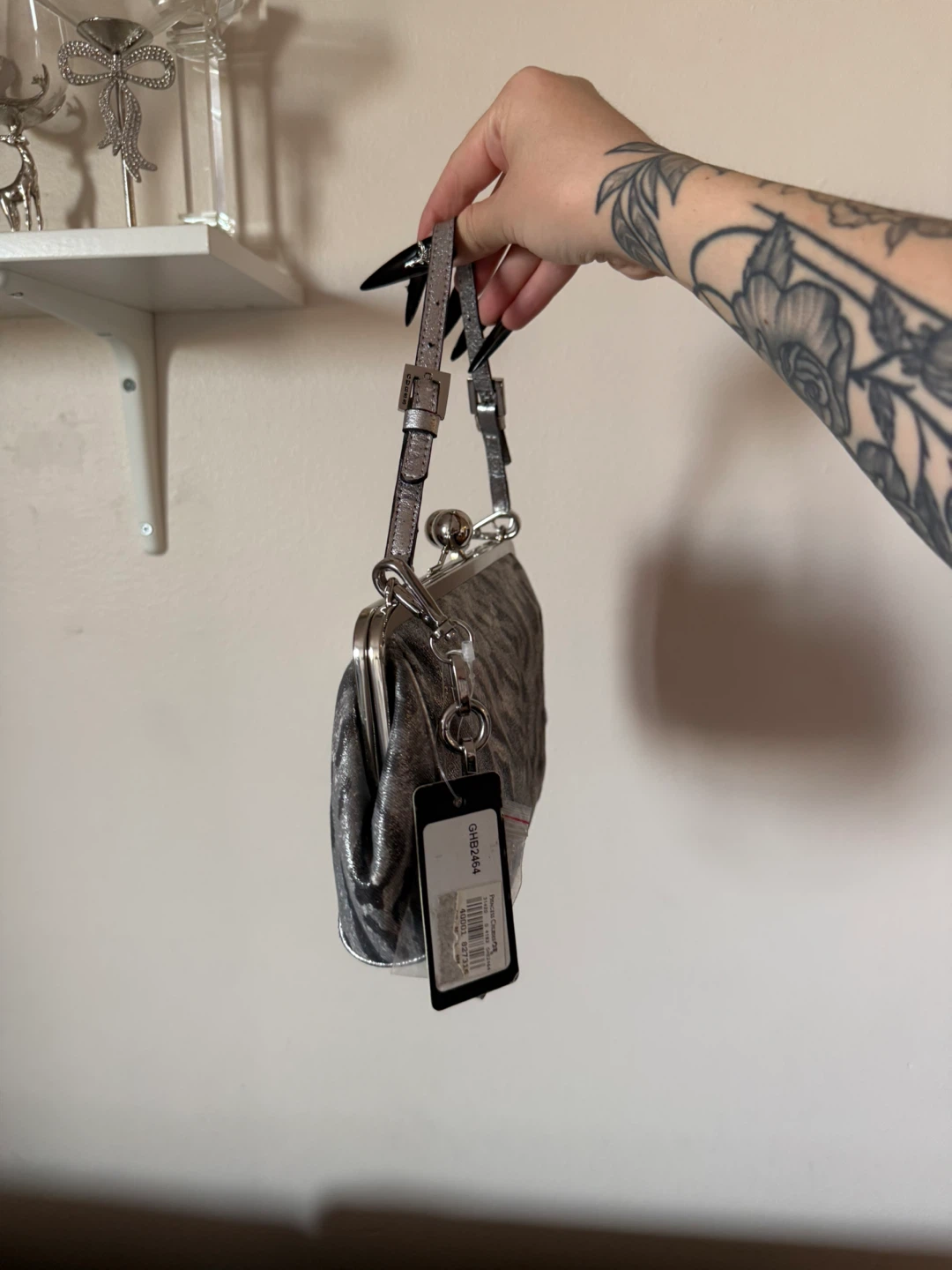 Guess Silver Animal Print Kiss-Lock Handbag - photo 5