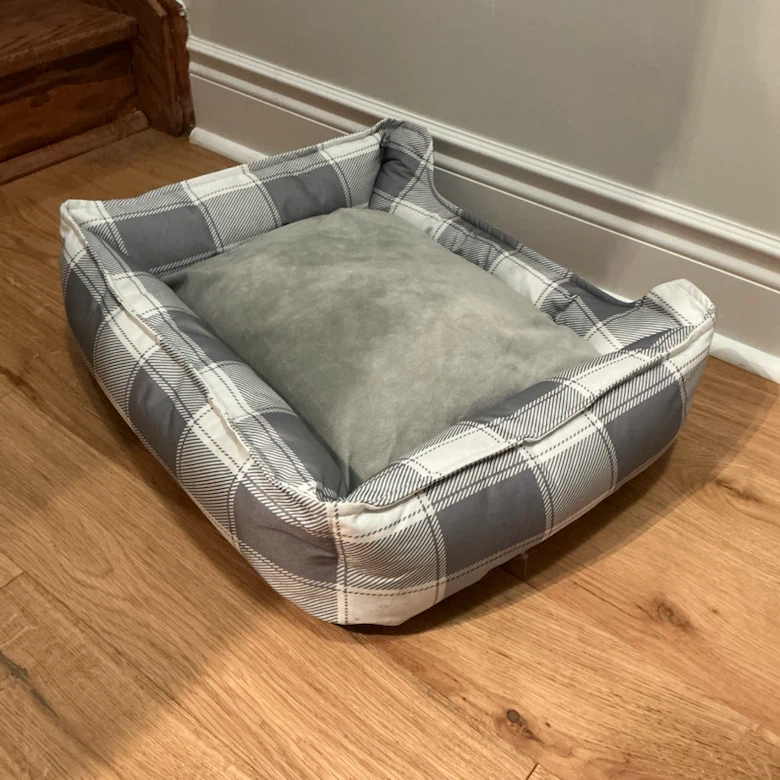 Cat Beds - Like New - photo 3