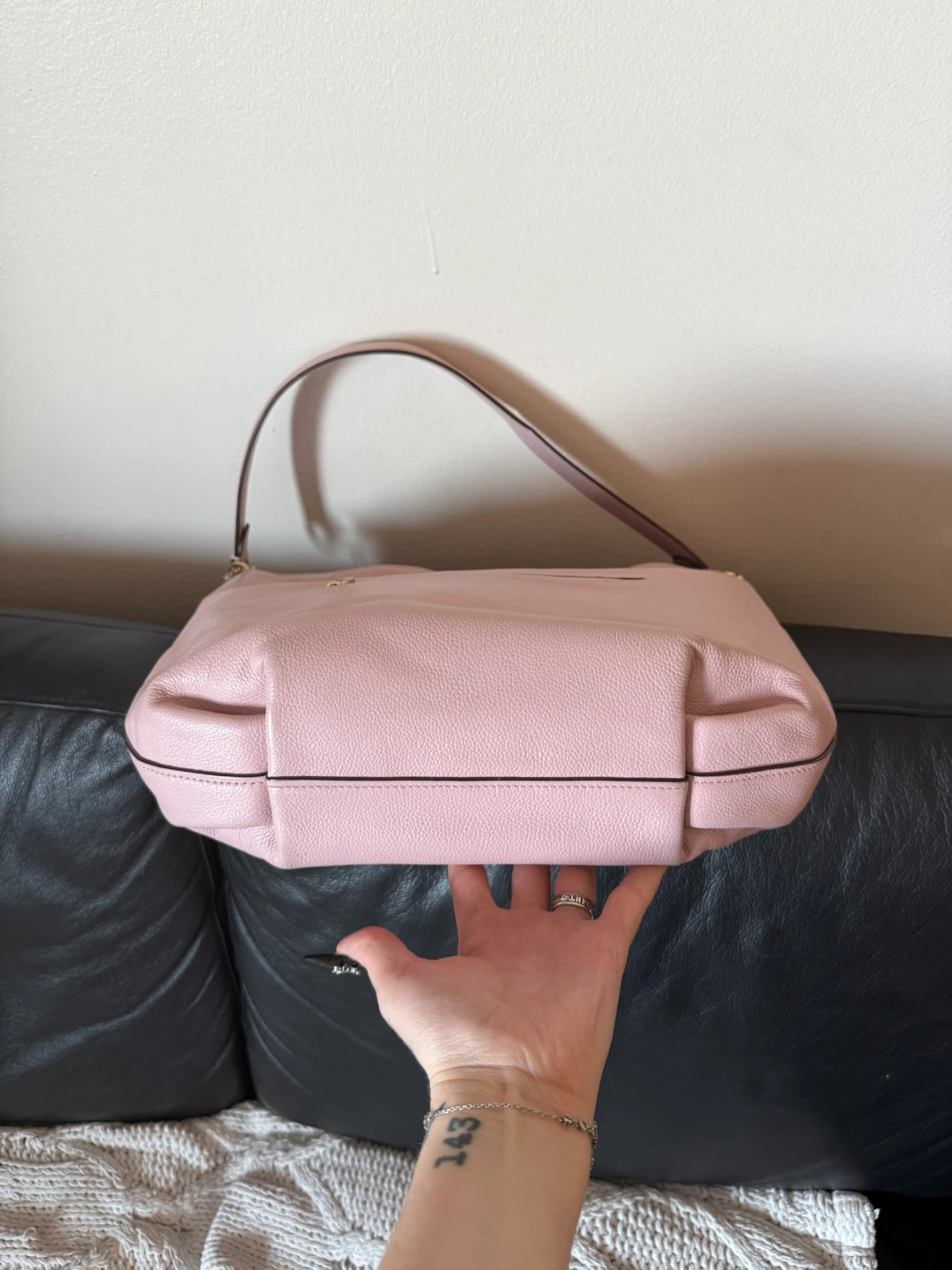 Coach Leather Hobo Bag Pink - photo 4