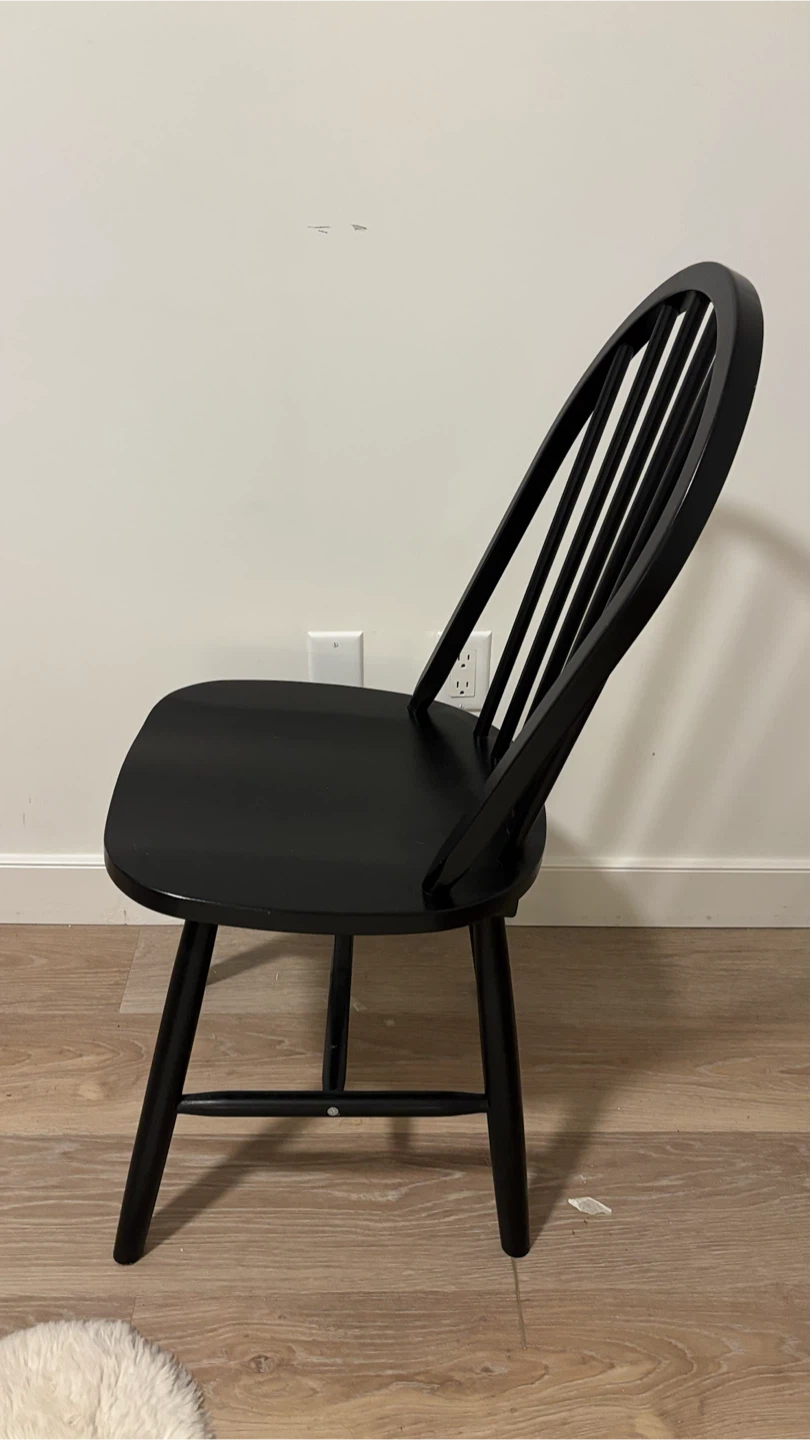 Safavieh Black Oval Spindle Back Dining Chair Price: $50