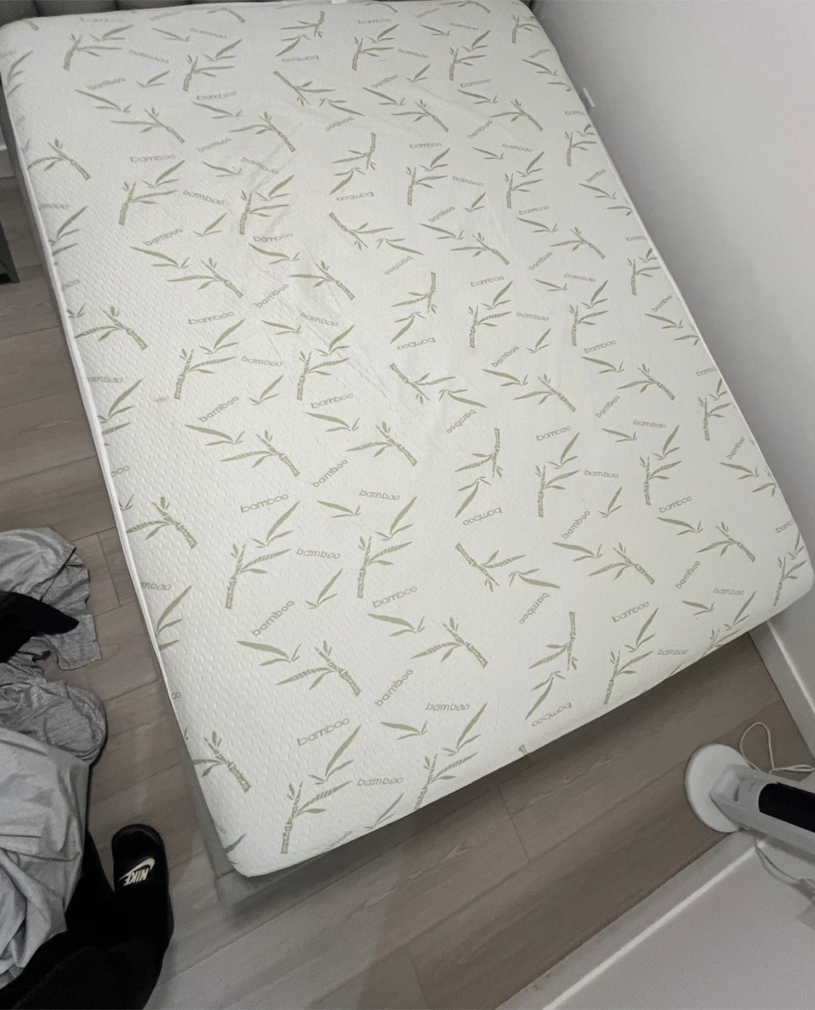Brick Queen Bed + Springwall Mattress & Protector - photo 3