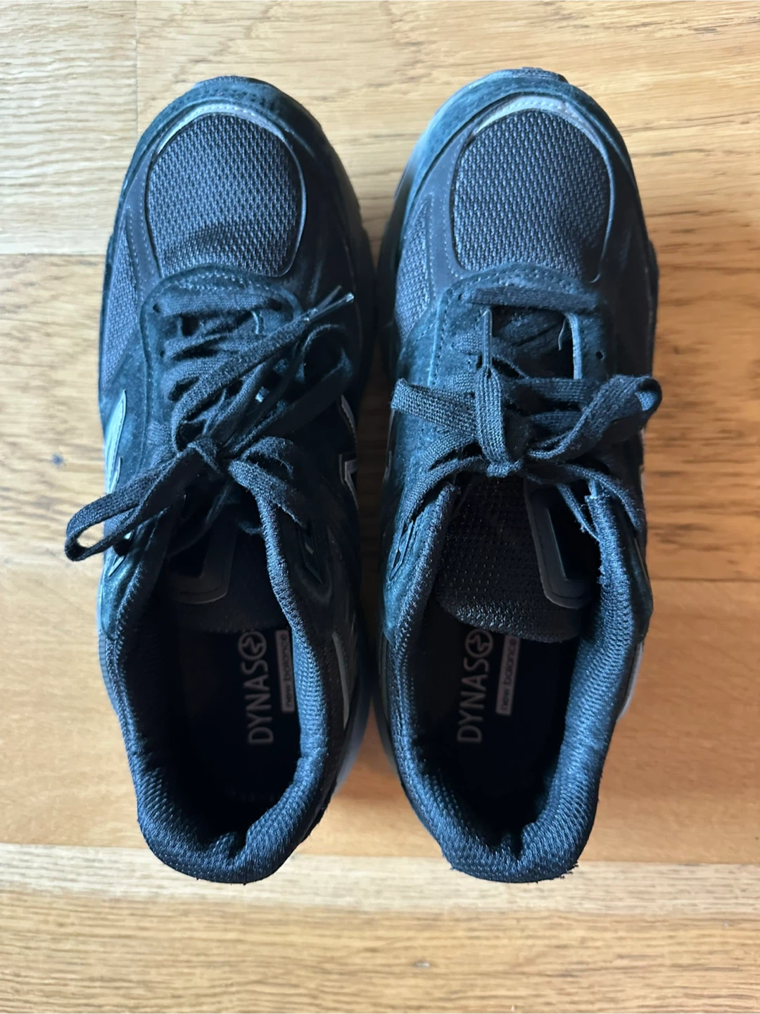 New Balance 990 Black Running Shoes