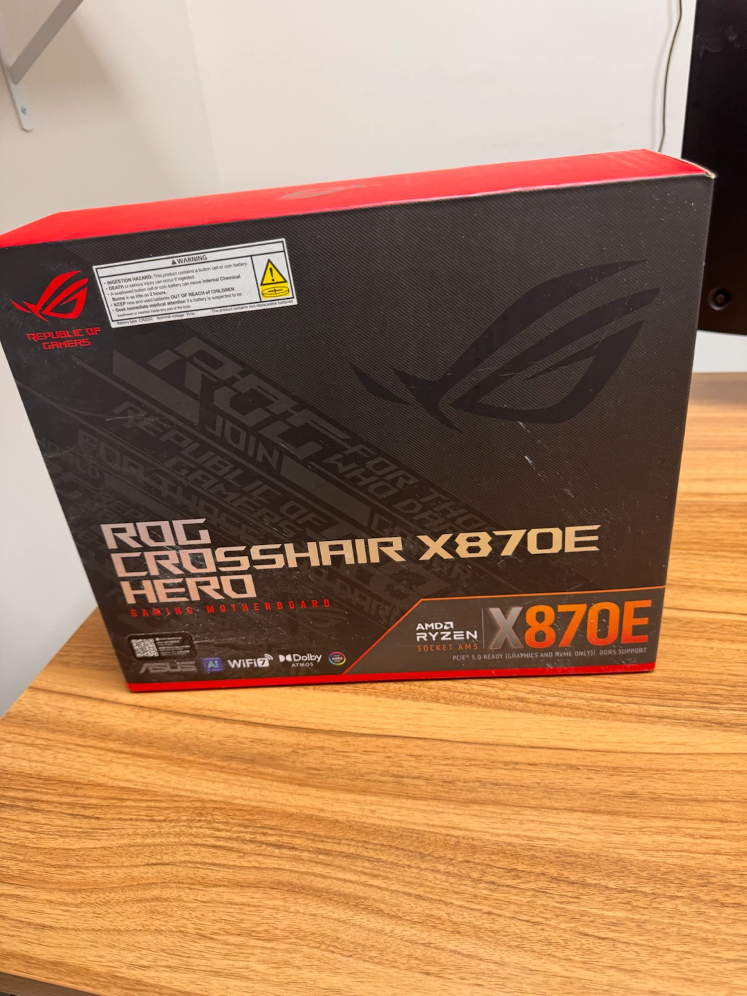 ASUS ROG Crosshair X870E Hero Gaming Motherboard - photo 3