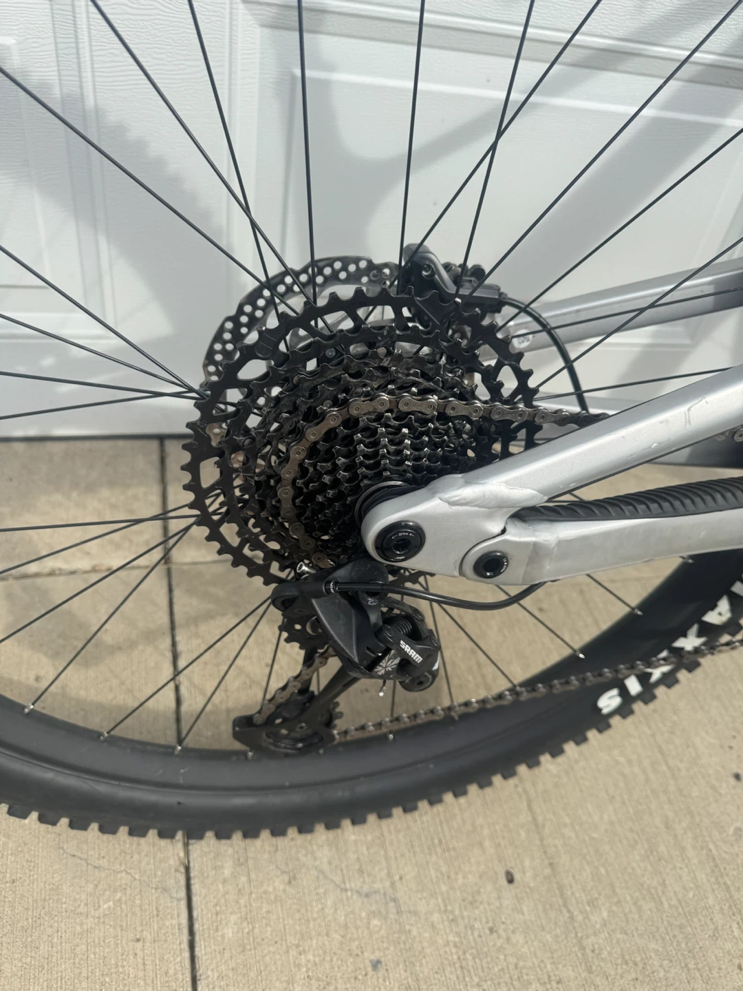 Scott Genius 940 Mountain Bike - photo 2