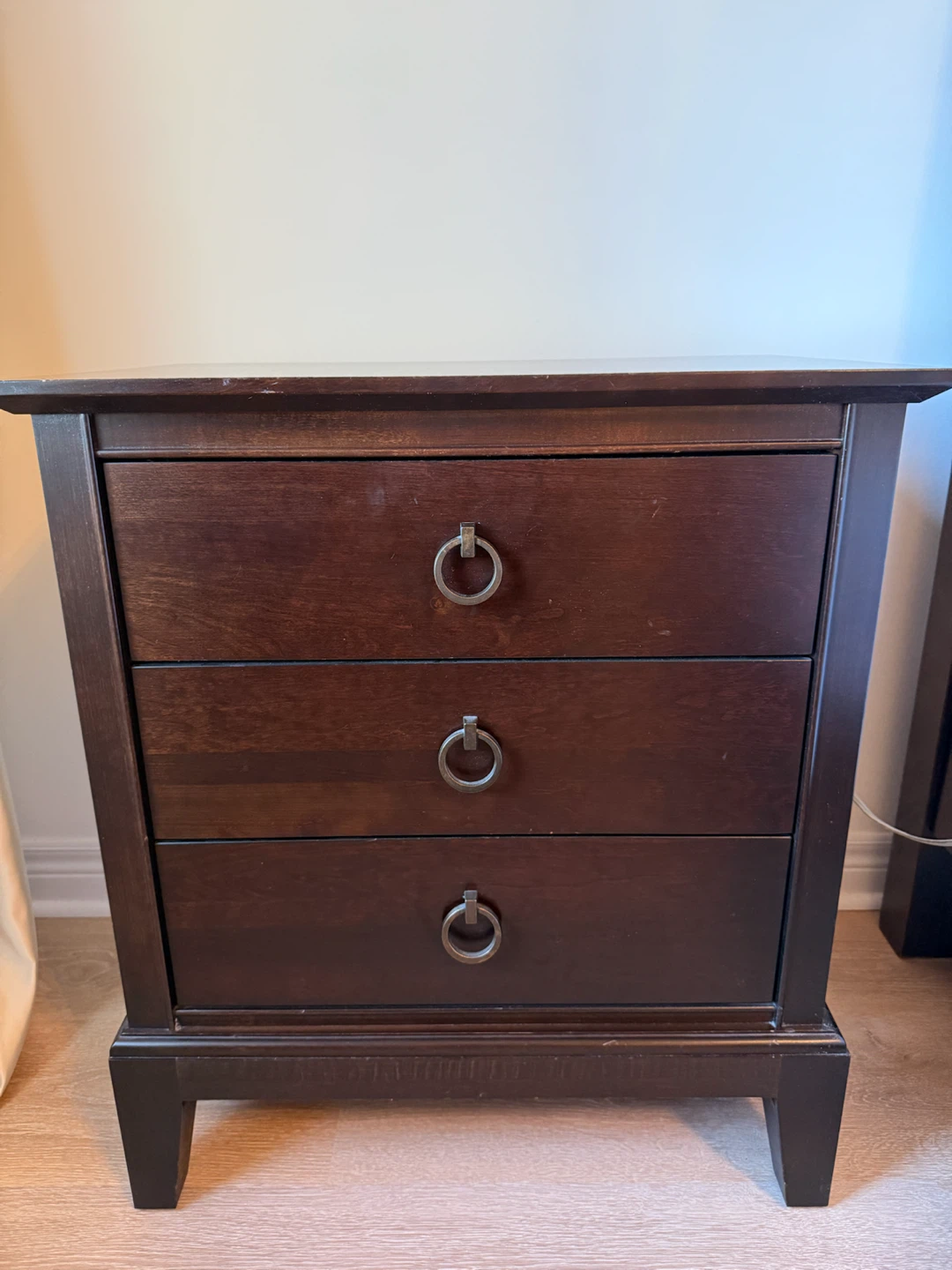 Bedroom furniture queen size - photo 3