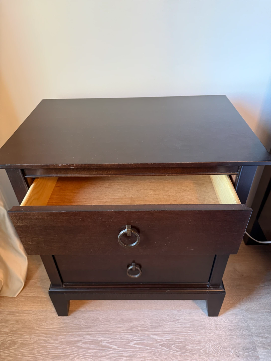 Bedroom furniture queen size - photo 4