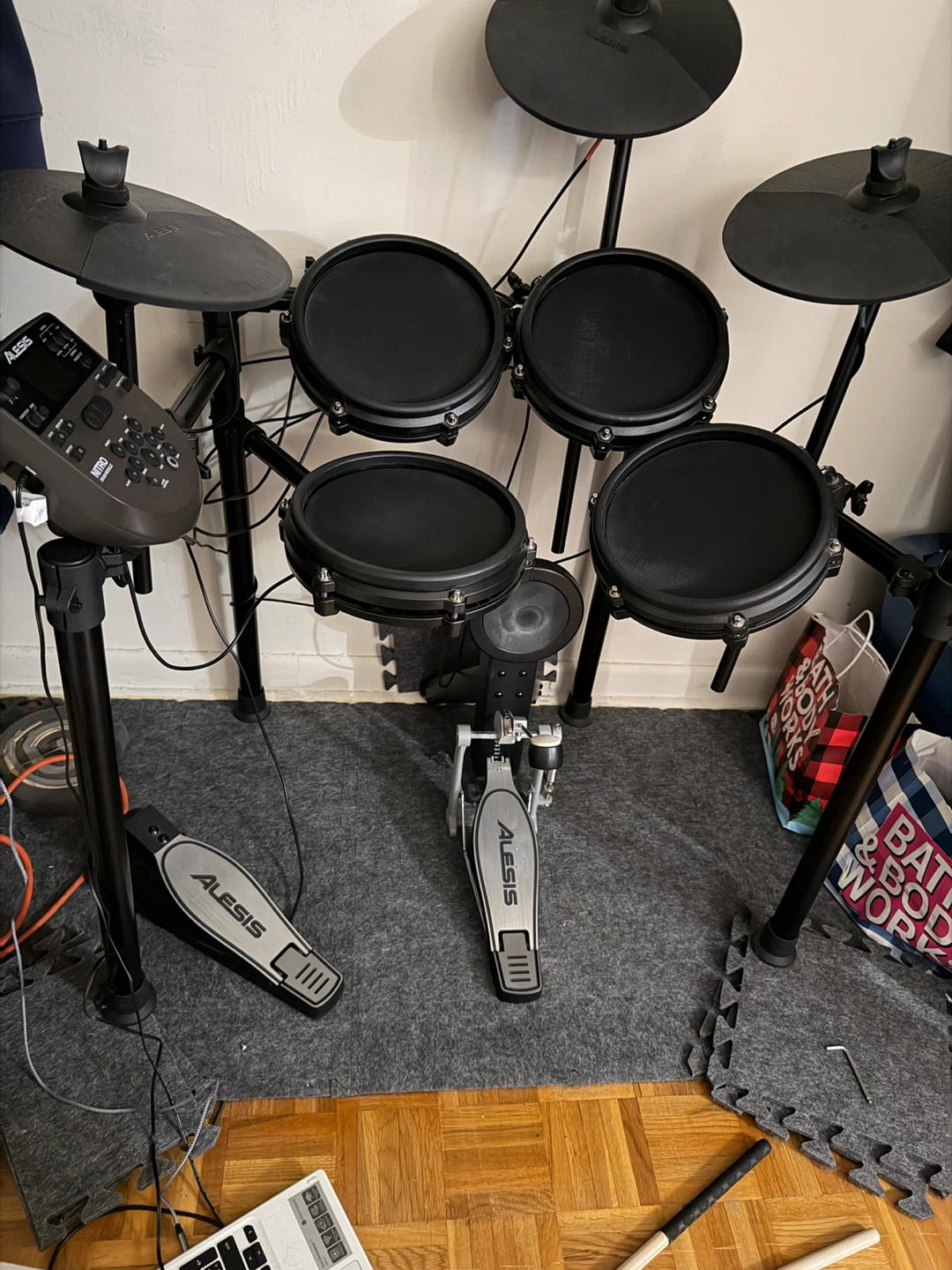 Alesis Nitro Mesh Electronic Drum Kit