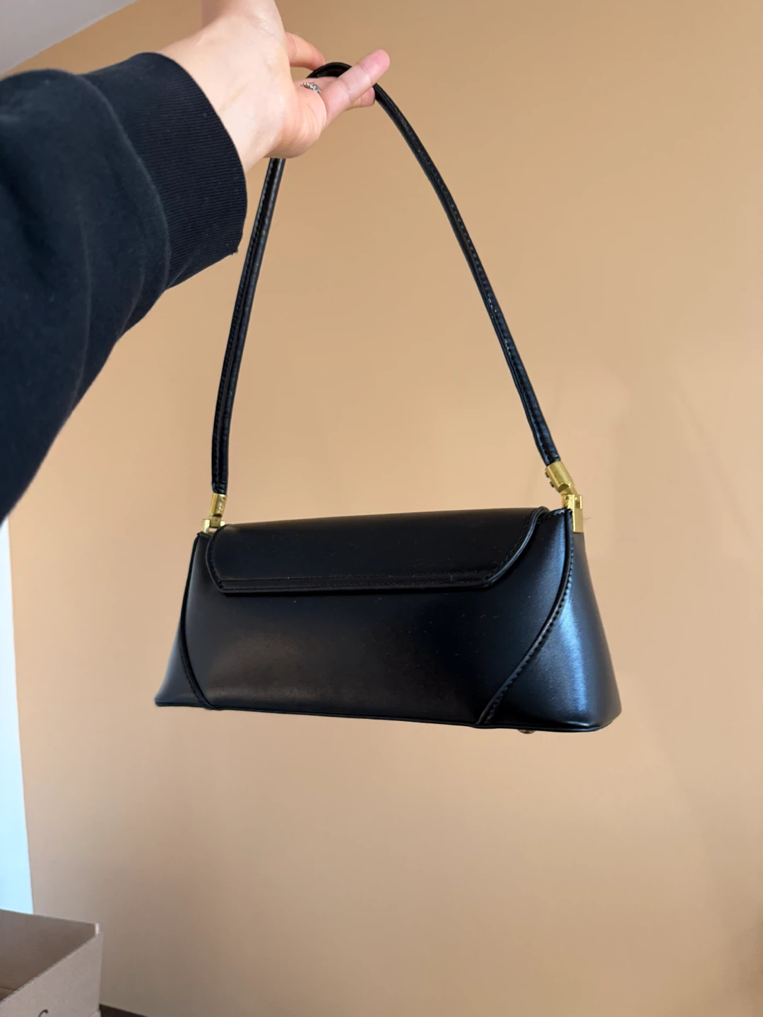 Black structured shoulder bag - photo 2