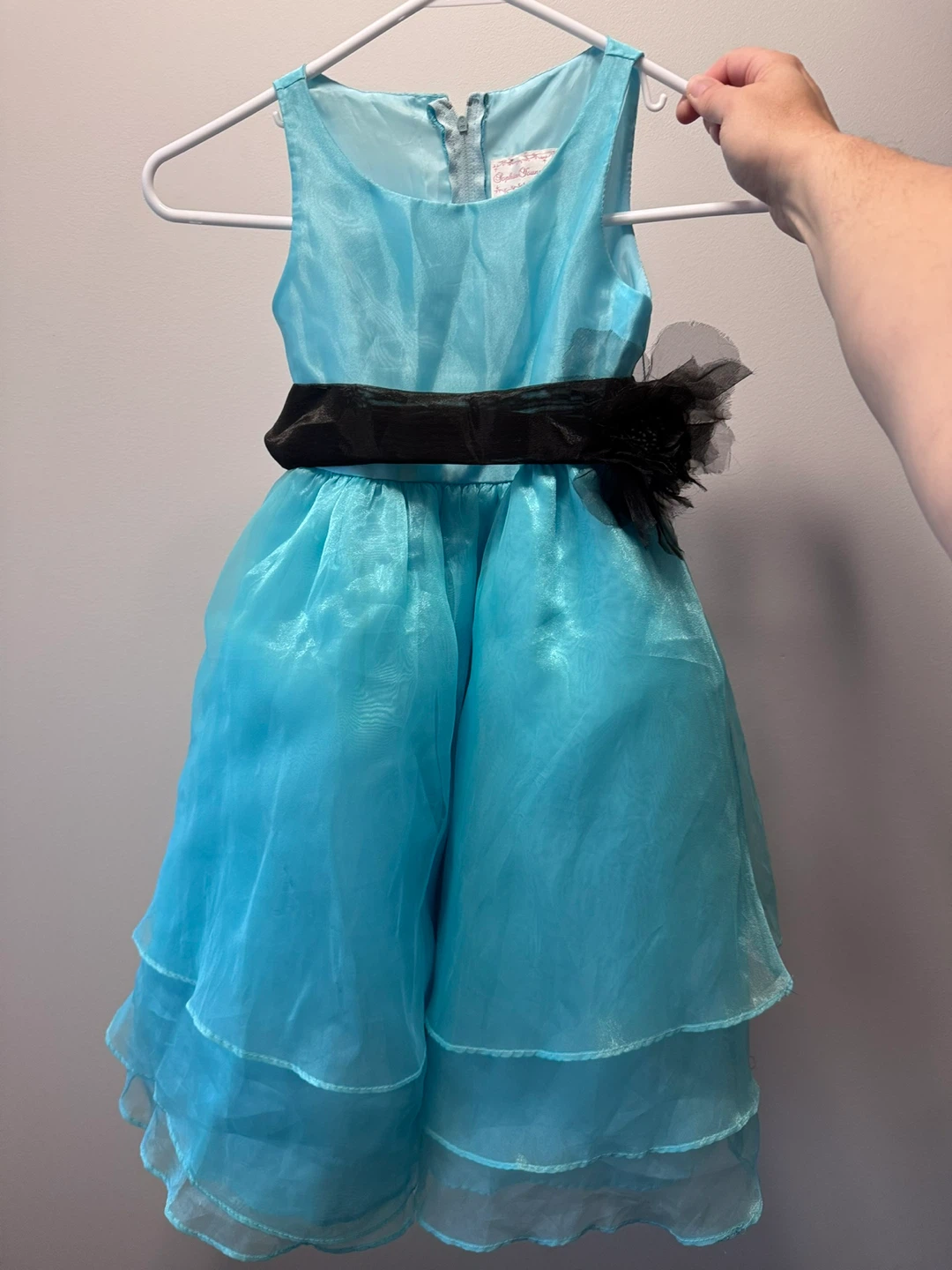 Sophia Young Girl's Dress Size 6