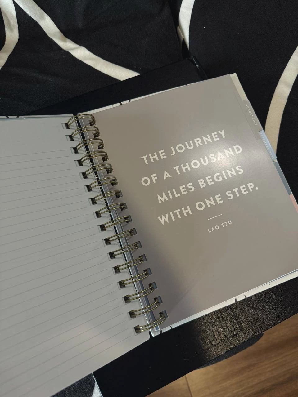 2025 Planner + Sketchbook Bundle - photo 3