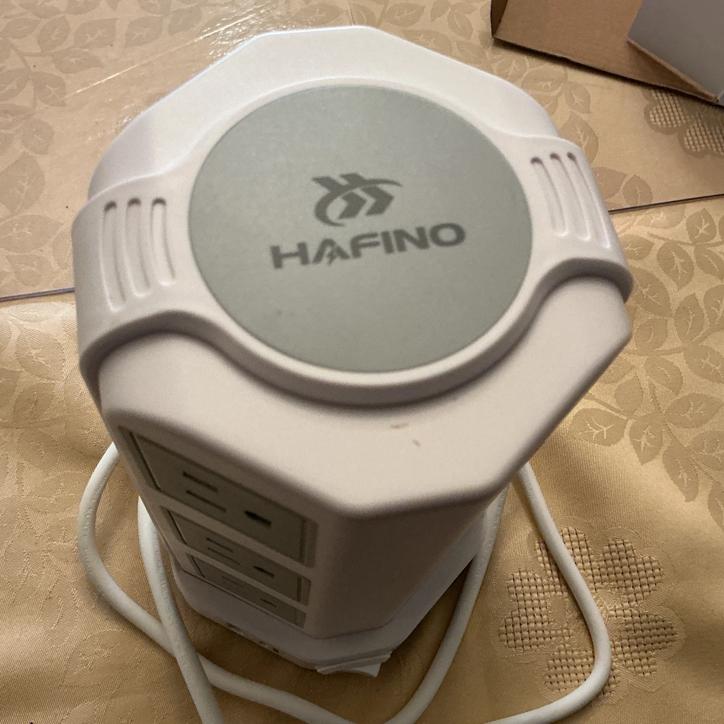 Hafino Vertical Power Strip Tower - photo 4