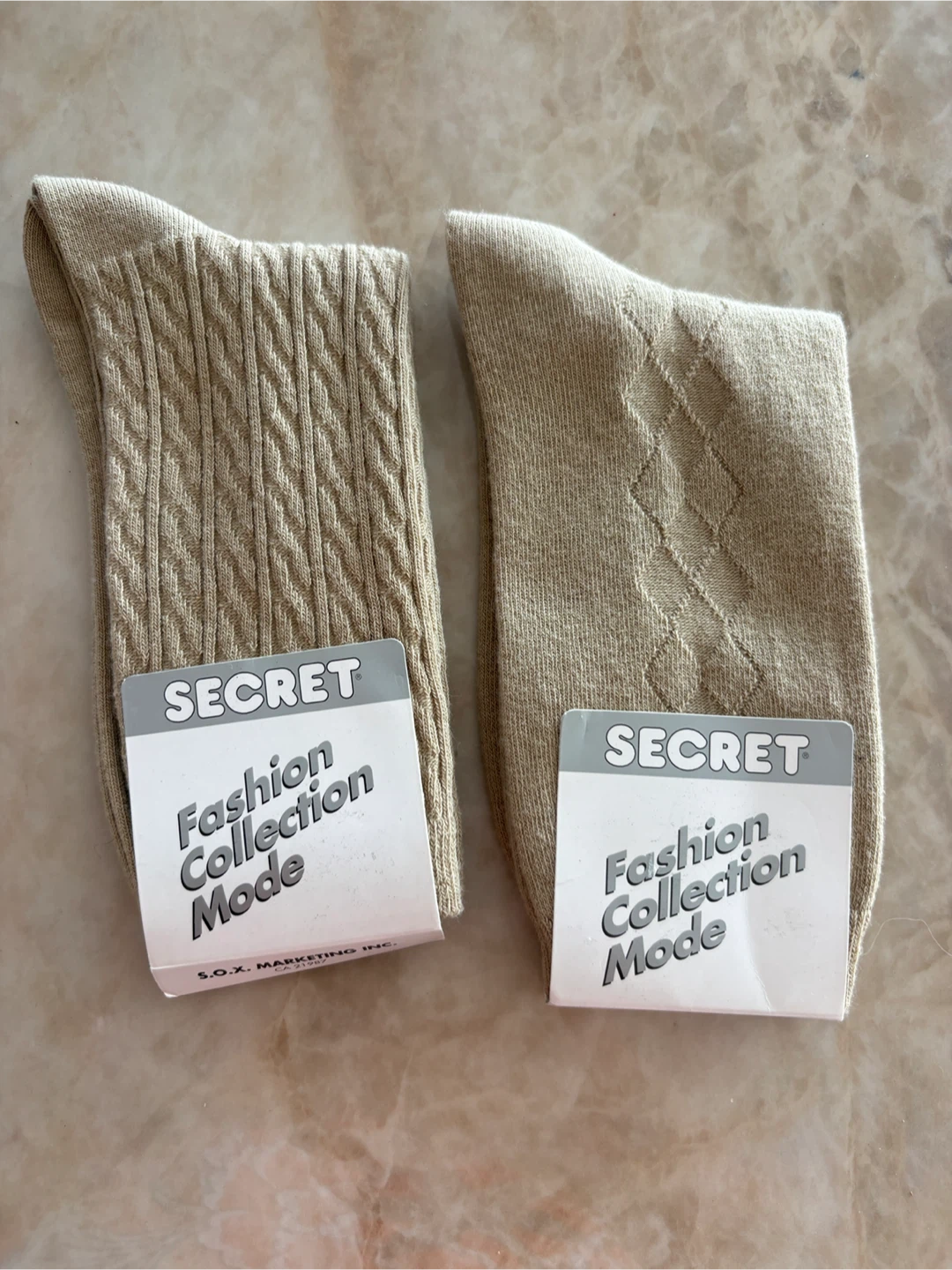 4 Pair socks NEW Secret & 1 Dress pair washed and not worn - photo 2