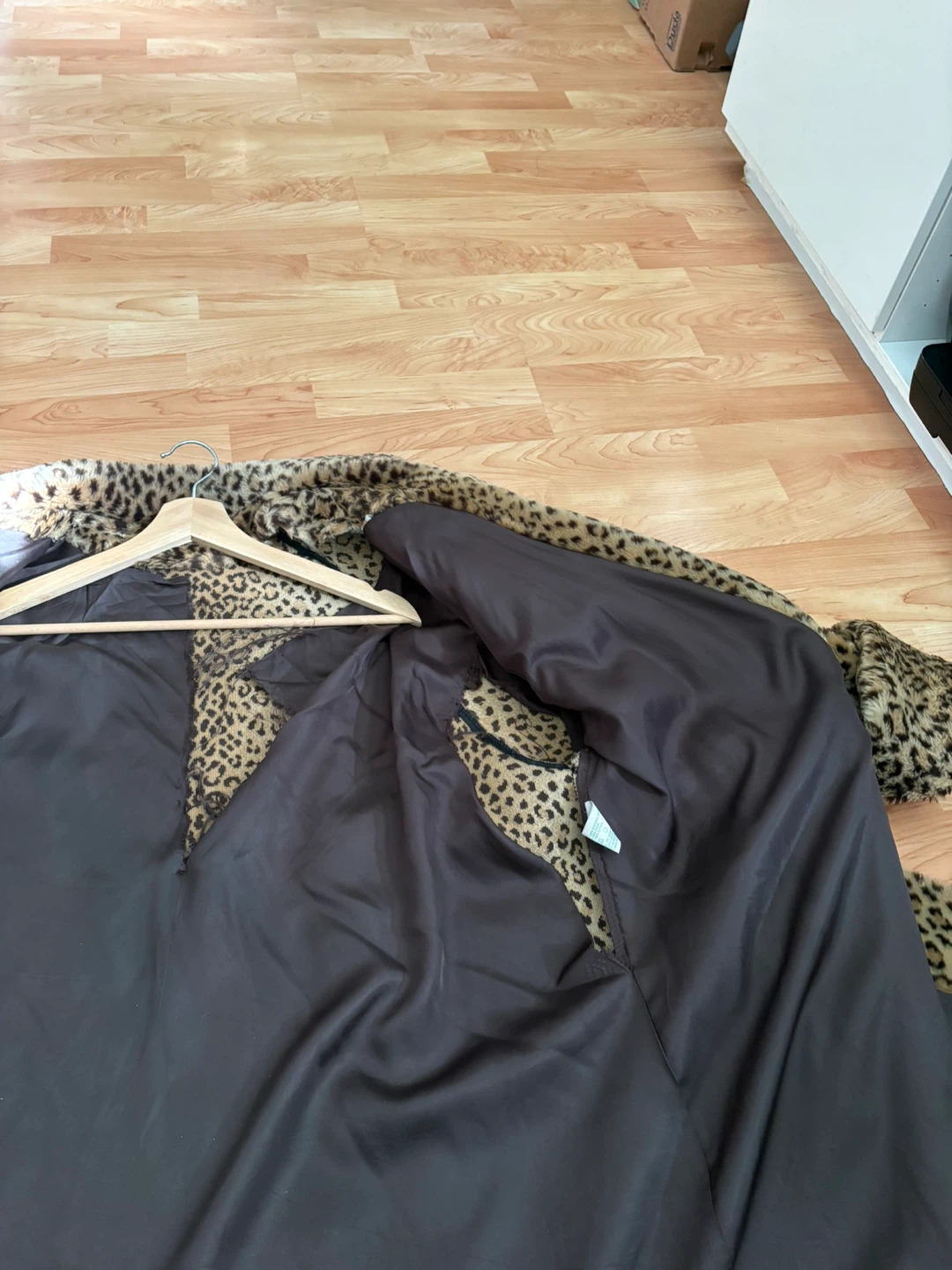 Utex Classic Leopard Print Faux Fur Coat - photo 4