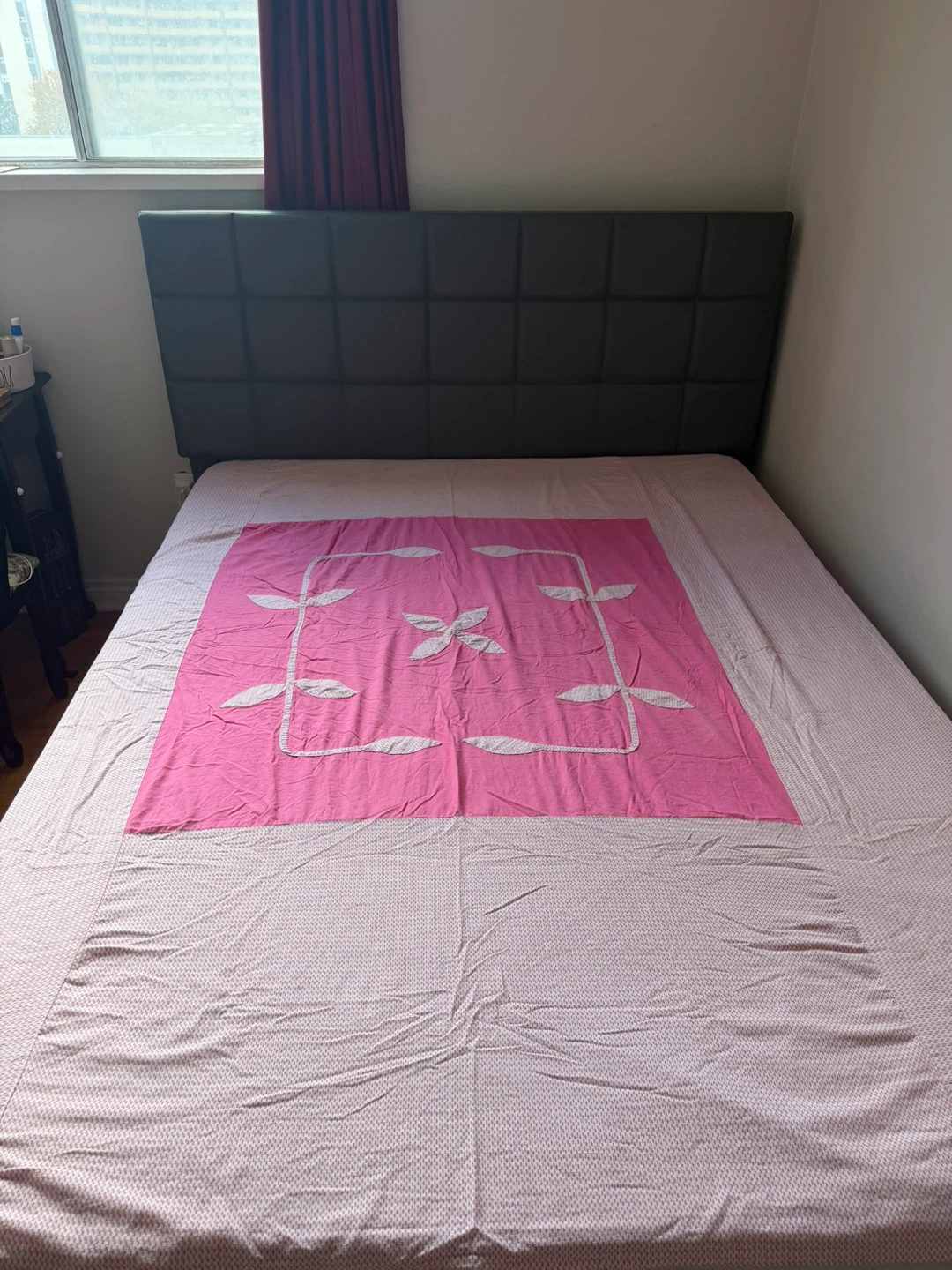 Pink Floral Bedsheets cover with 2 pillows cover