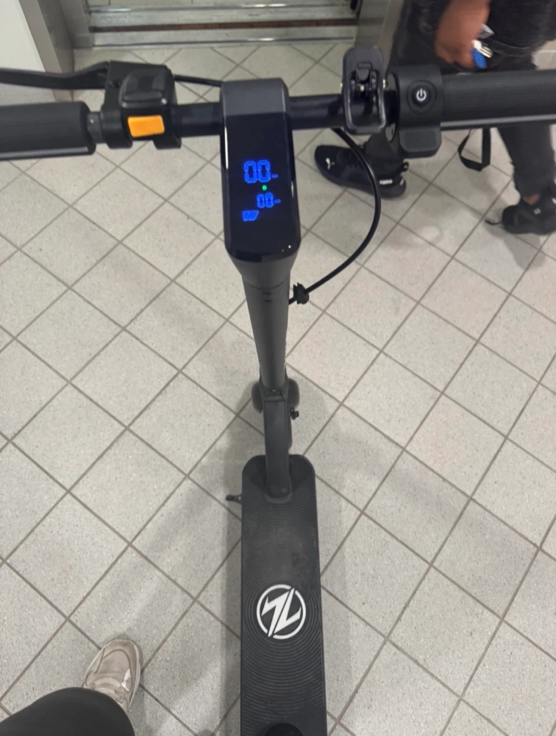 ZDZA Electric Scooter - photo 3