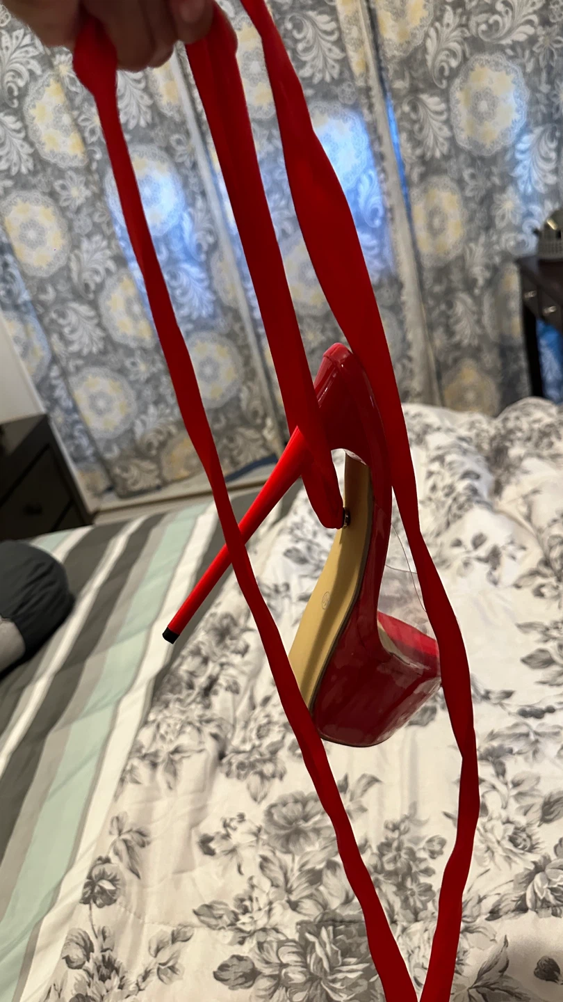 Red platform stiletto heels with ribbon - photo 3