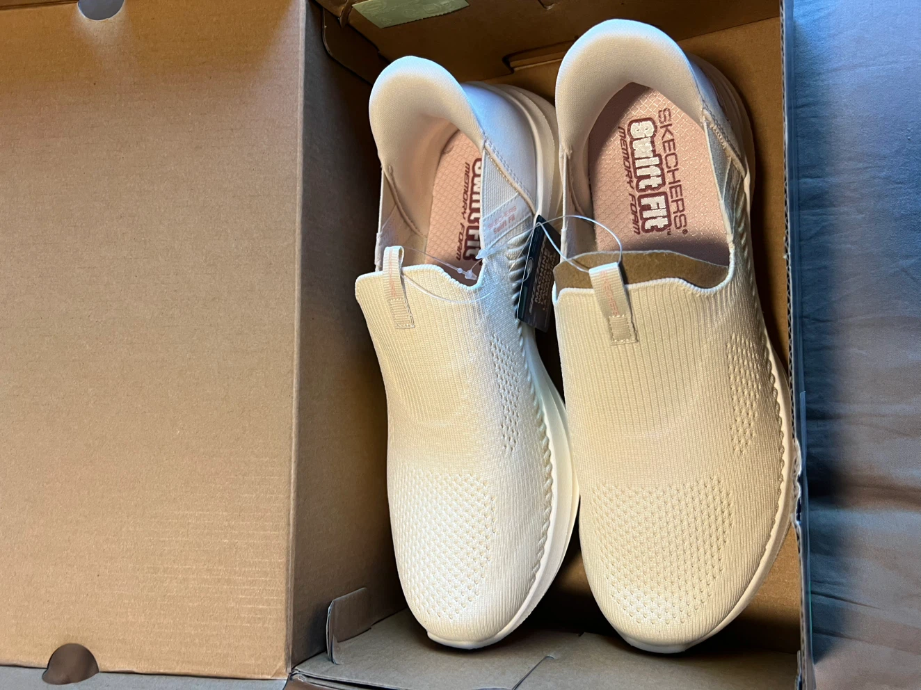 Skechers Swift Fit Hands Free Shoes Natural Size 9 - photo 3