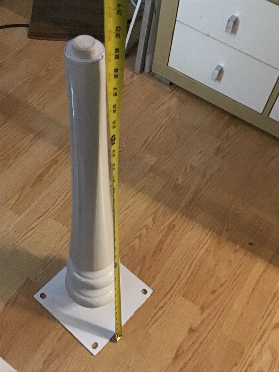 White furniture table leg - photo 4