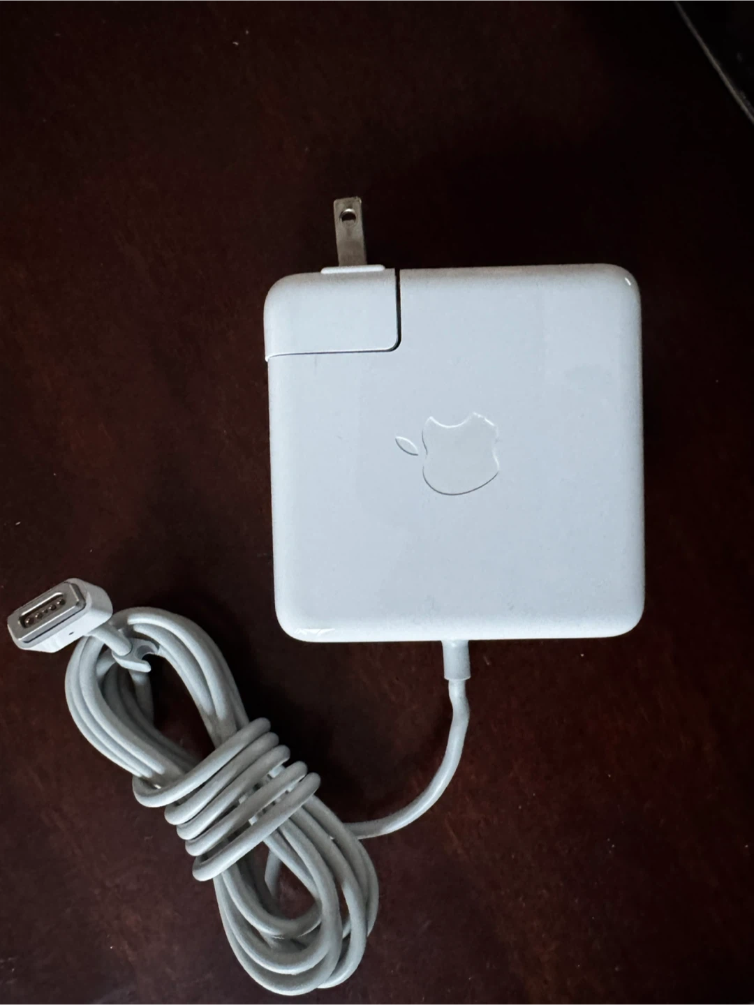 Apple MagSafe Power Adapter - photo 3