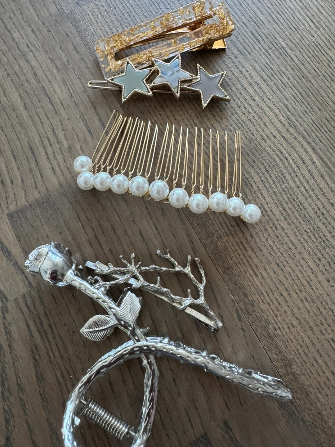 Set of 5 pearl & silver Hair Accessories