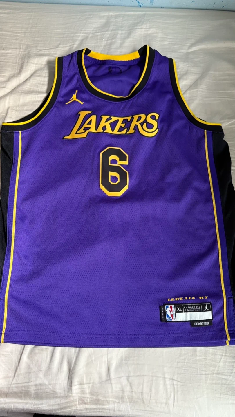 Nike LeBron James Lakers Statement Edition Jersey XL