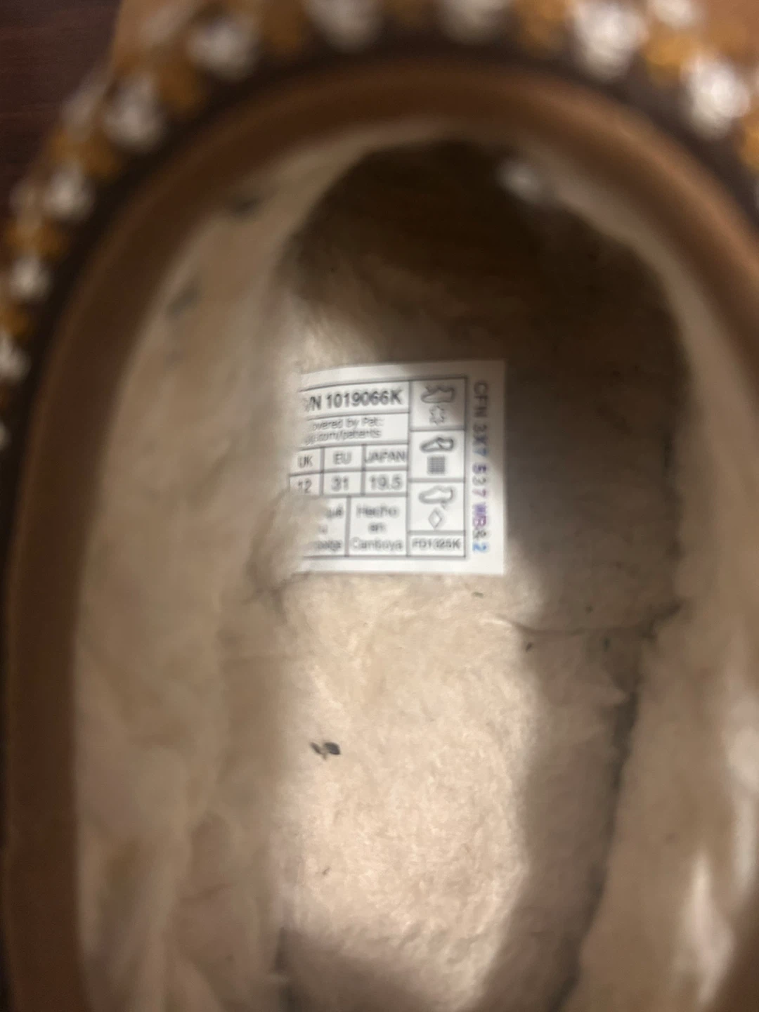UGG Slippers Kids Size 13 USA - photo 4
