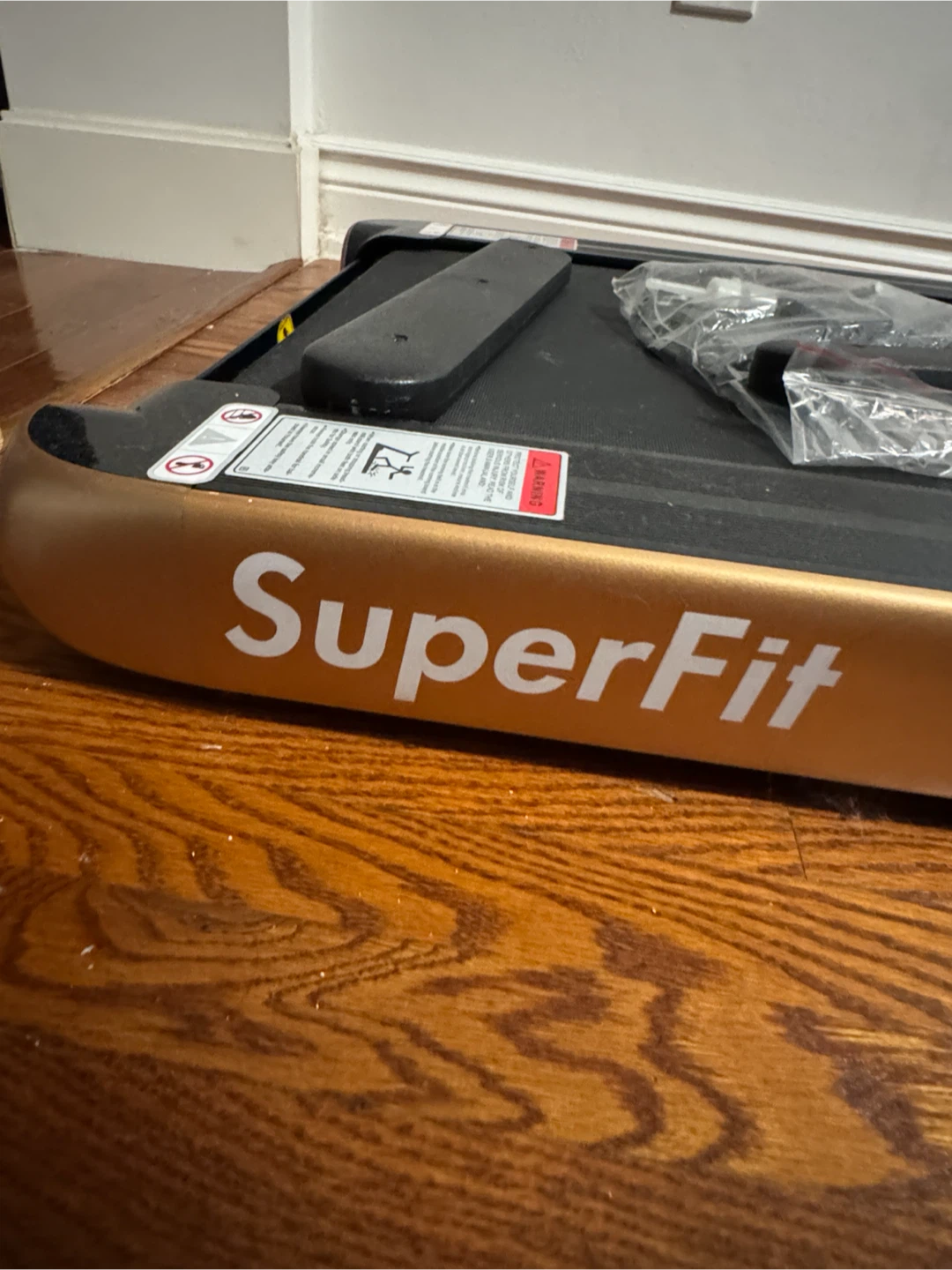 SuperFit Folding Treadmill barely used it - photo 4