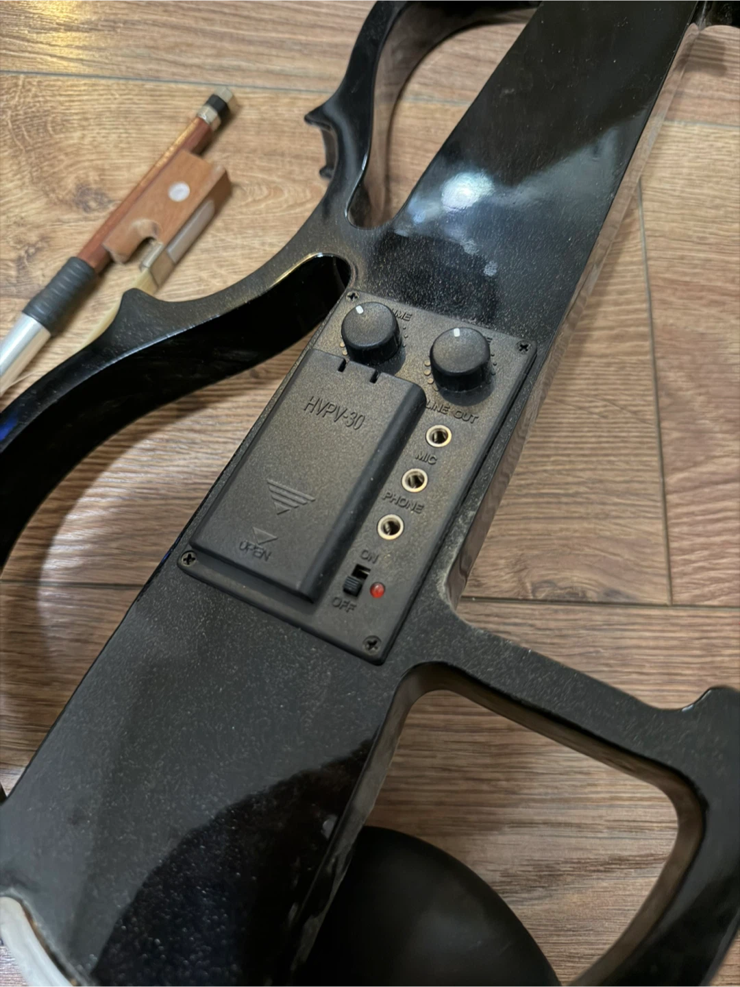 Electric Violin w/ bow - photo 4