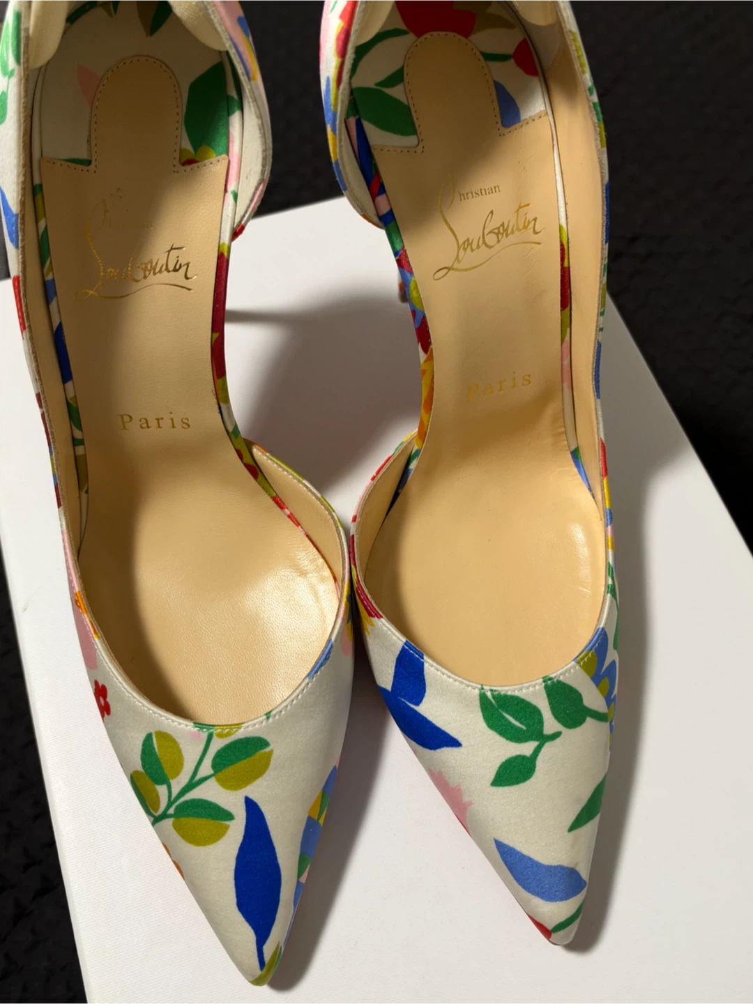 Christian Louboutin Floral Pumps Size 40 - photo 3