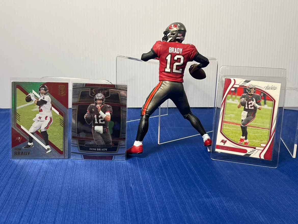 Tom Brady Buccaneers Figure & 3 Cards - No Base