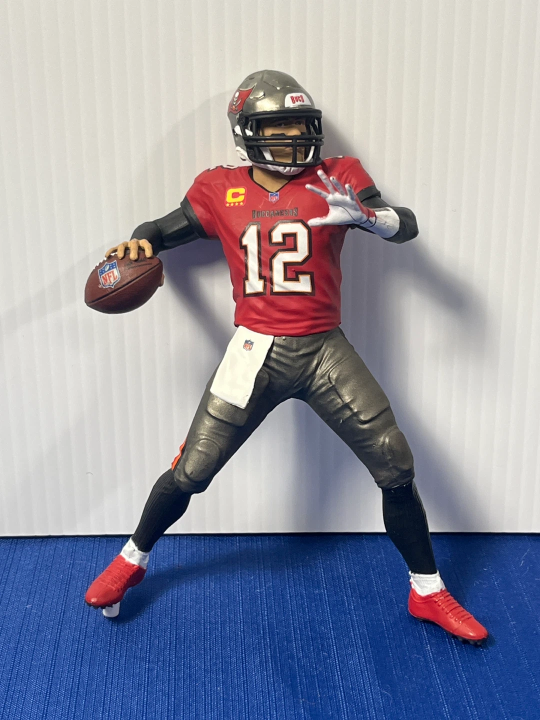 Tom Brady Buccaneers Figure & 3 Cards - No Base - photo 3
