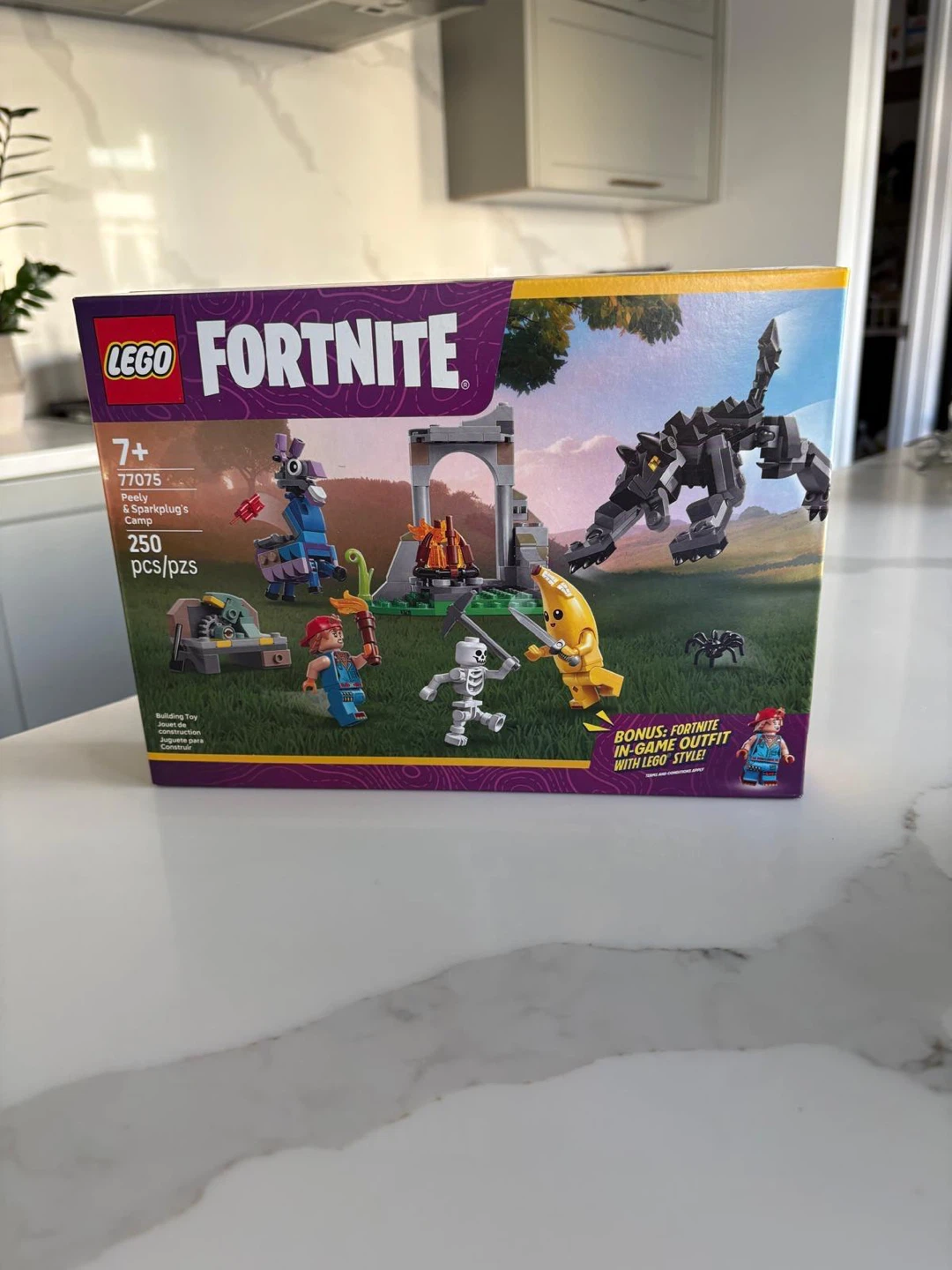 LEGO Fortnite Peely & Sparkplug's Camp 77075