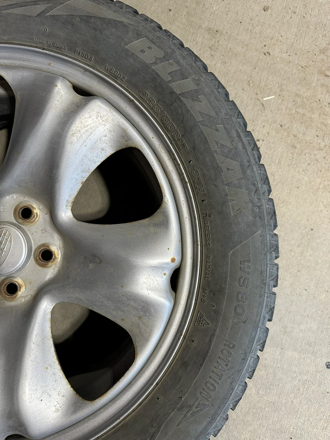 Set of 4 Bridgestone Blizzak WS80 Winter Tires - photo 2