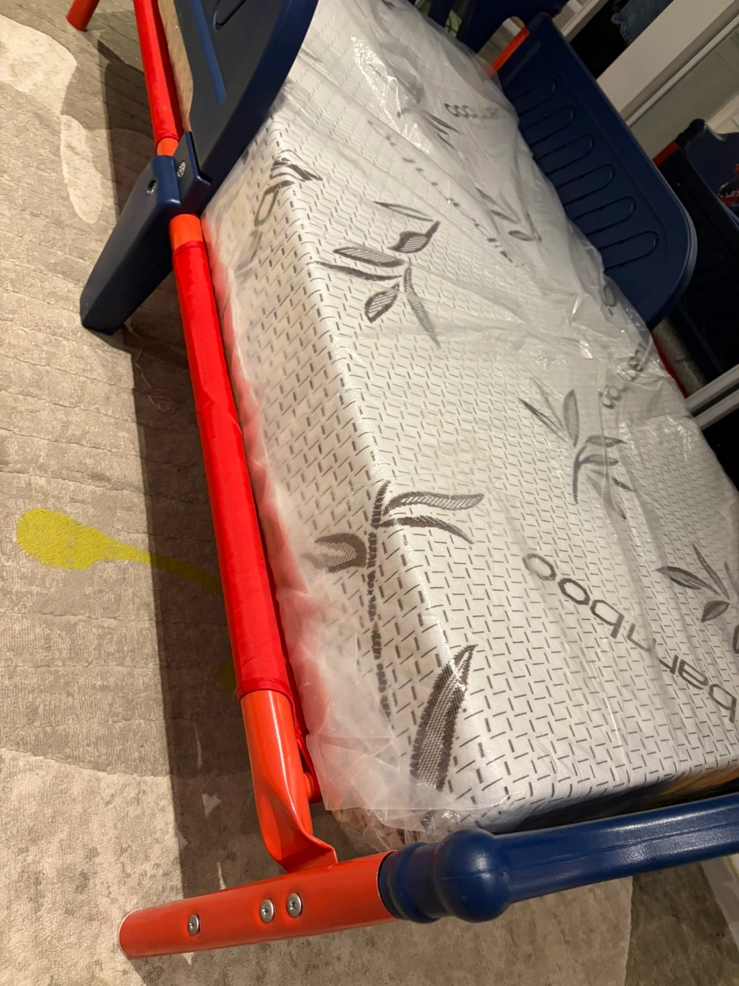 Marvel Spidey Toddler Bed - photo 5