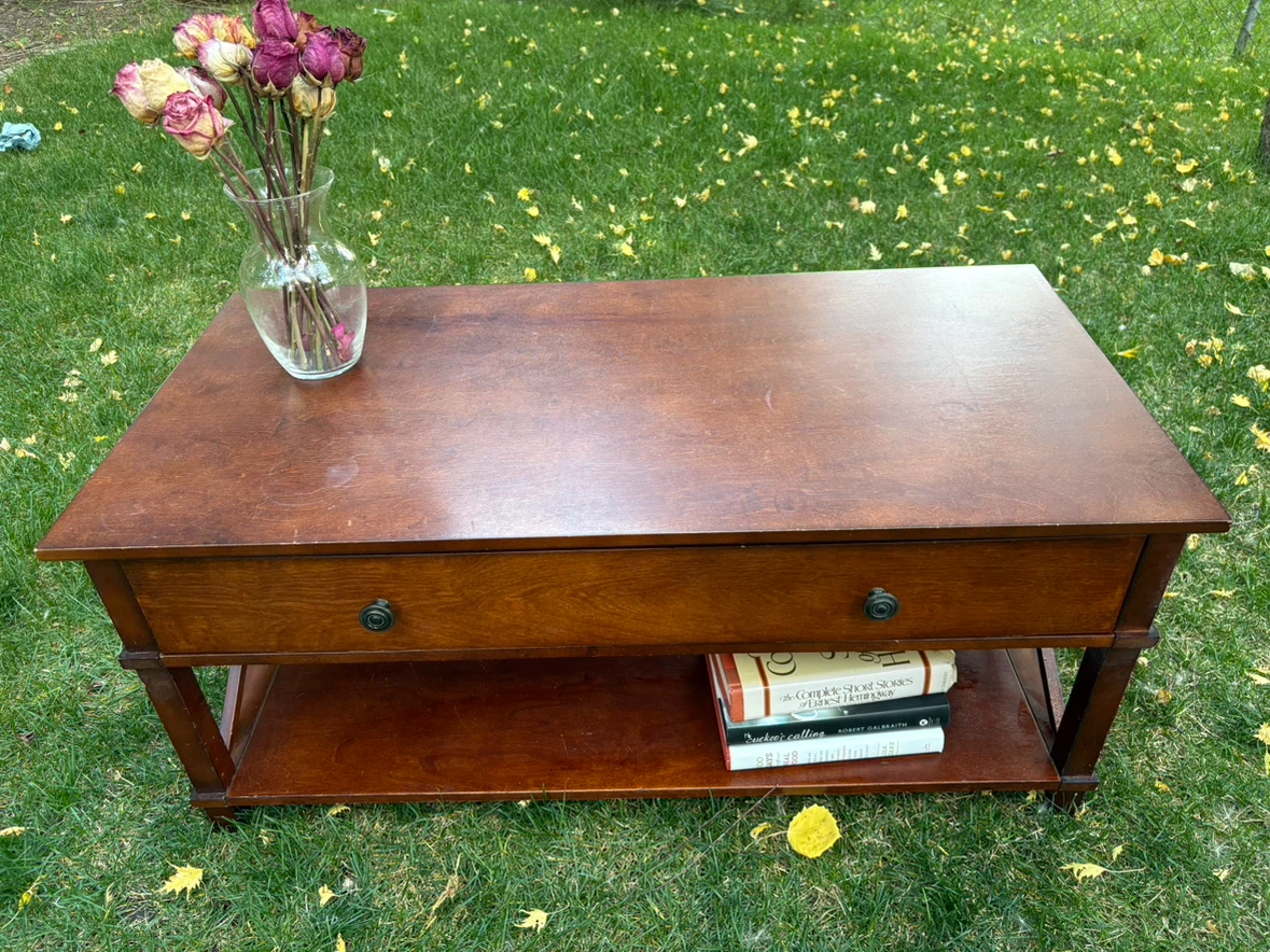 Beautiful warm Coffee Table with Drawer and Shelf