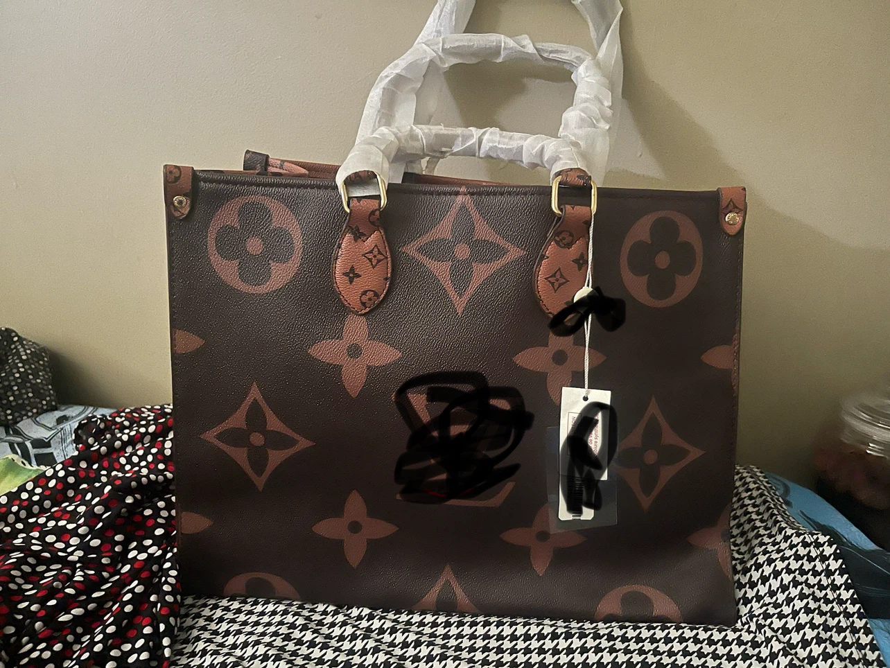 Hand bag