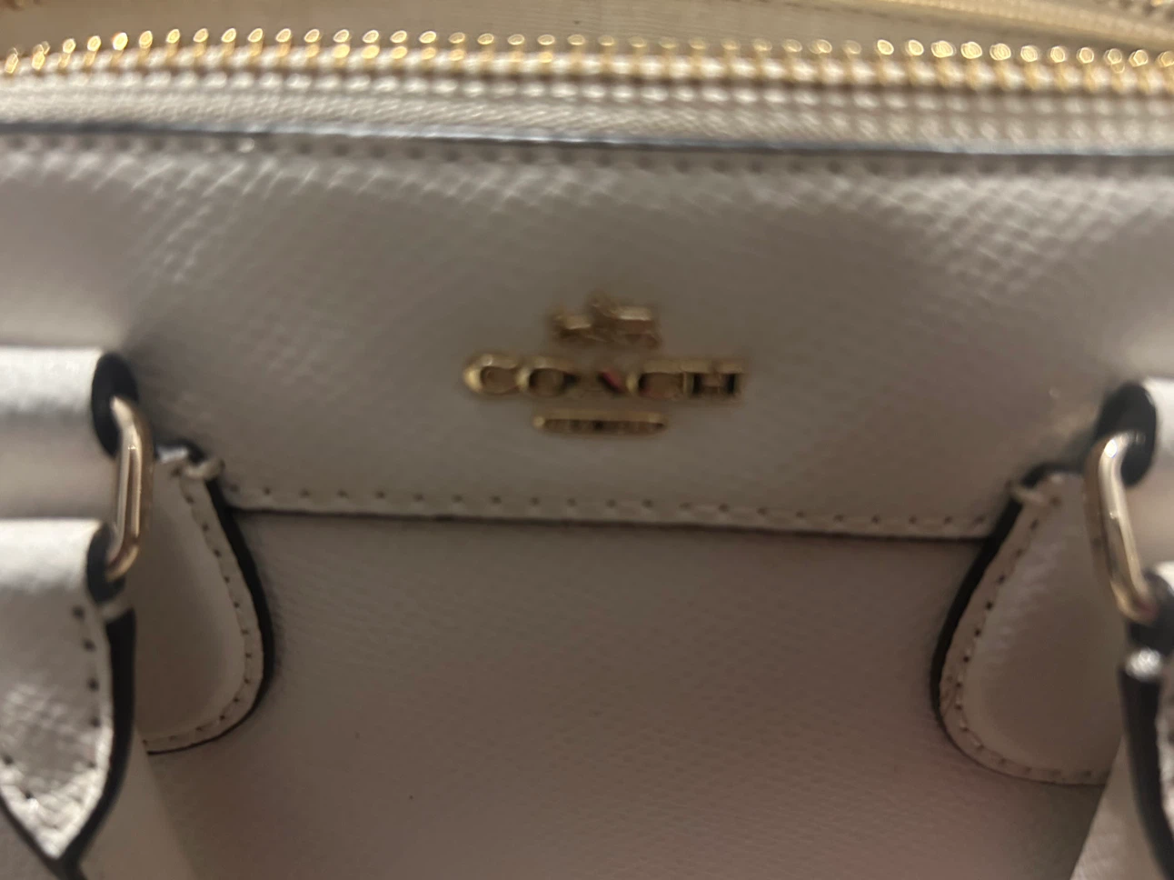 White Coach Handbag - photo 2