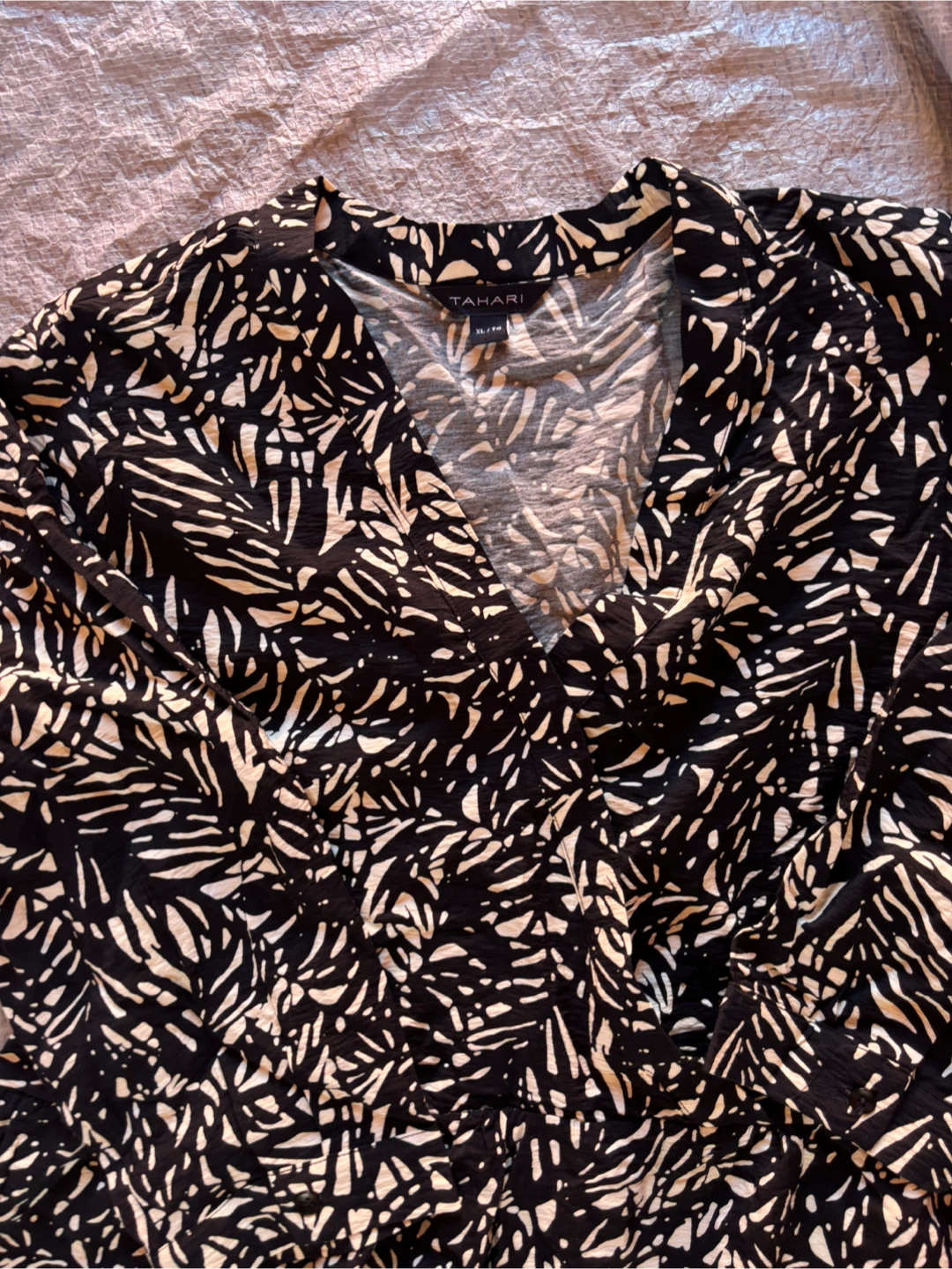 NWOT Tahari Black and White Patterned Dress XL - photo 2