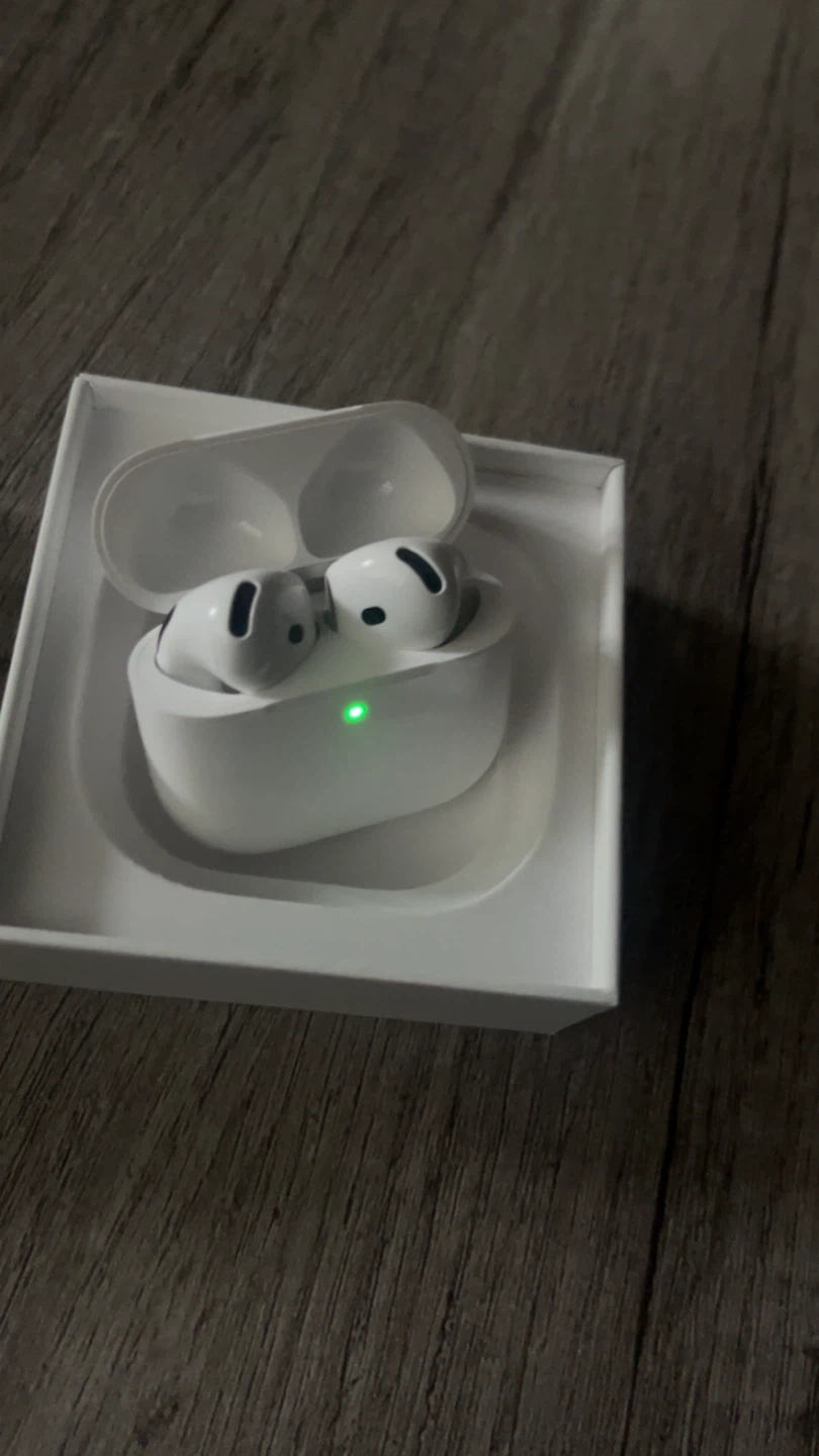 Apple AirPods 5 - photo 5