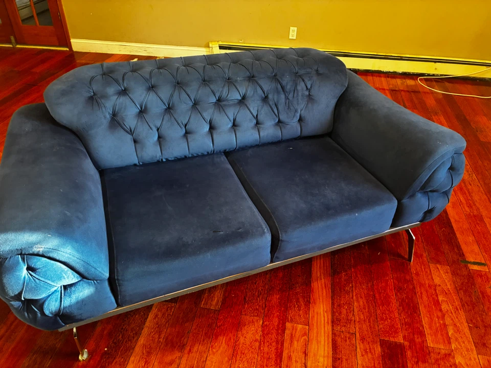 Blue Velvet Tufted Loveseat - photo 2