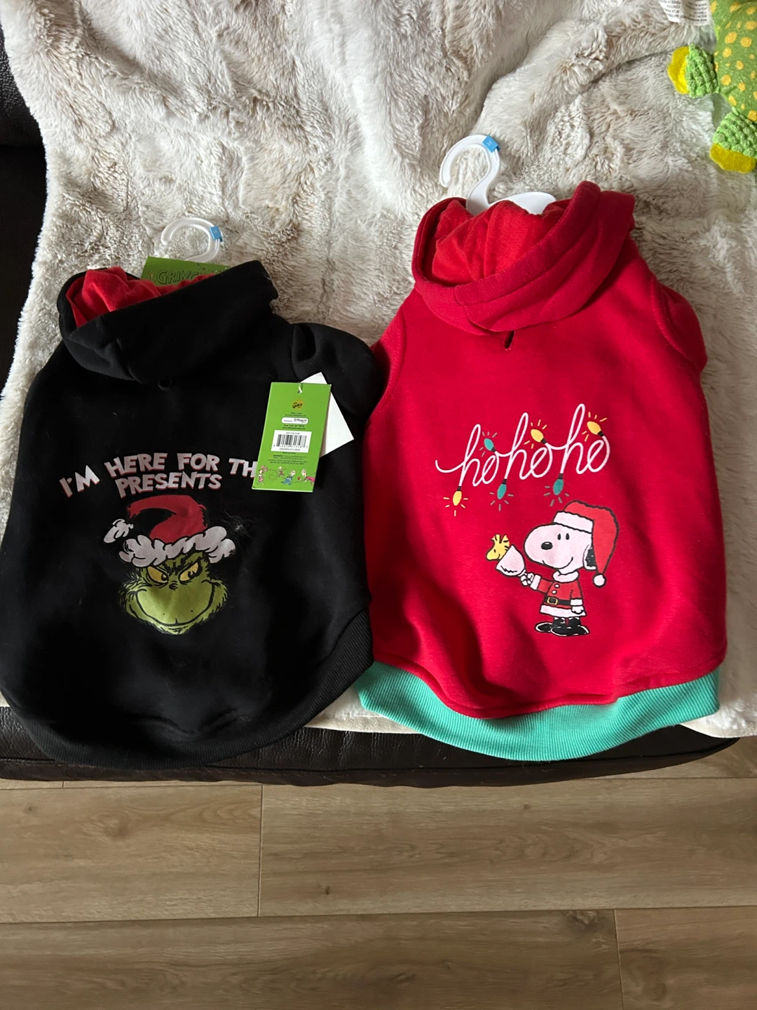 2 Holiday Pet Hoodies: The Grinch and Snoopy