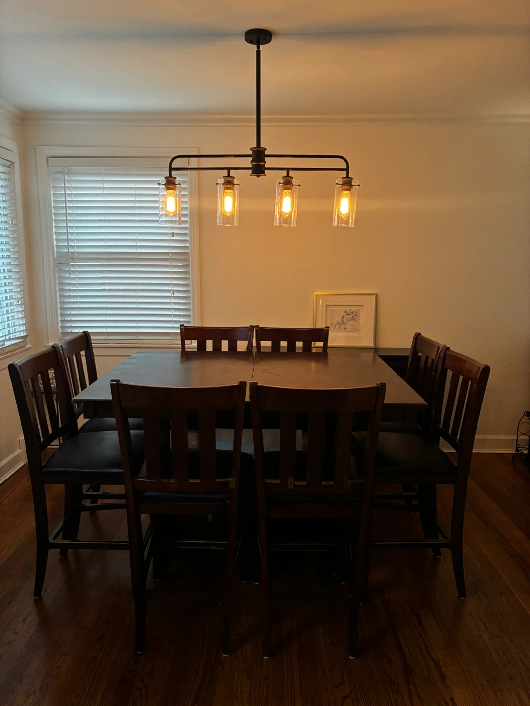 8 chair Dinning table & Bar