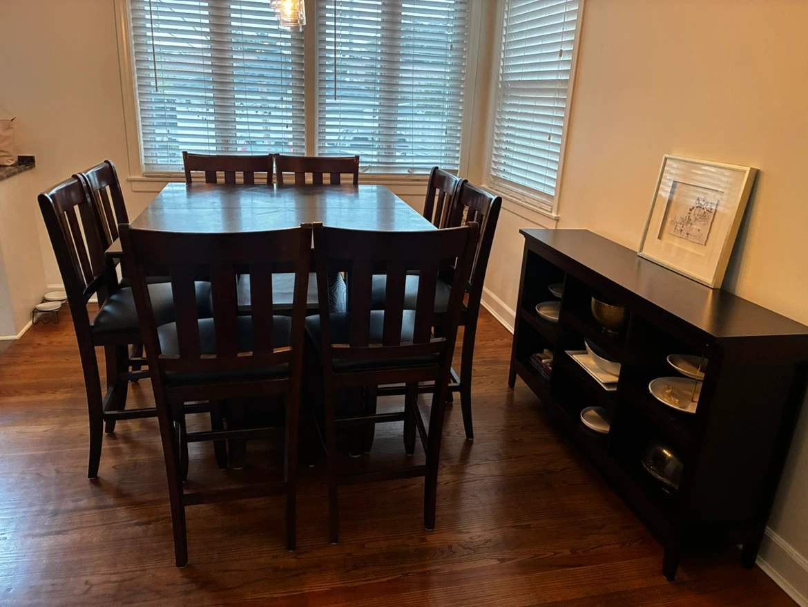 8 chair Dinning table & Bar - photo 3