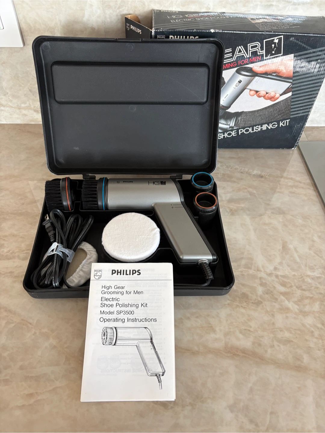 Electric Shoe Polishing Kit