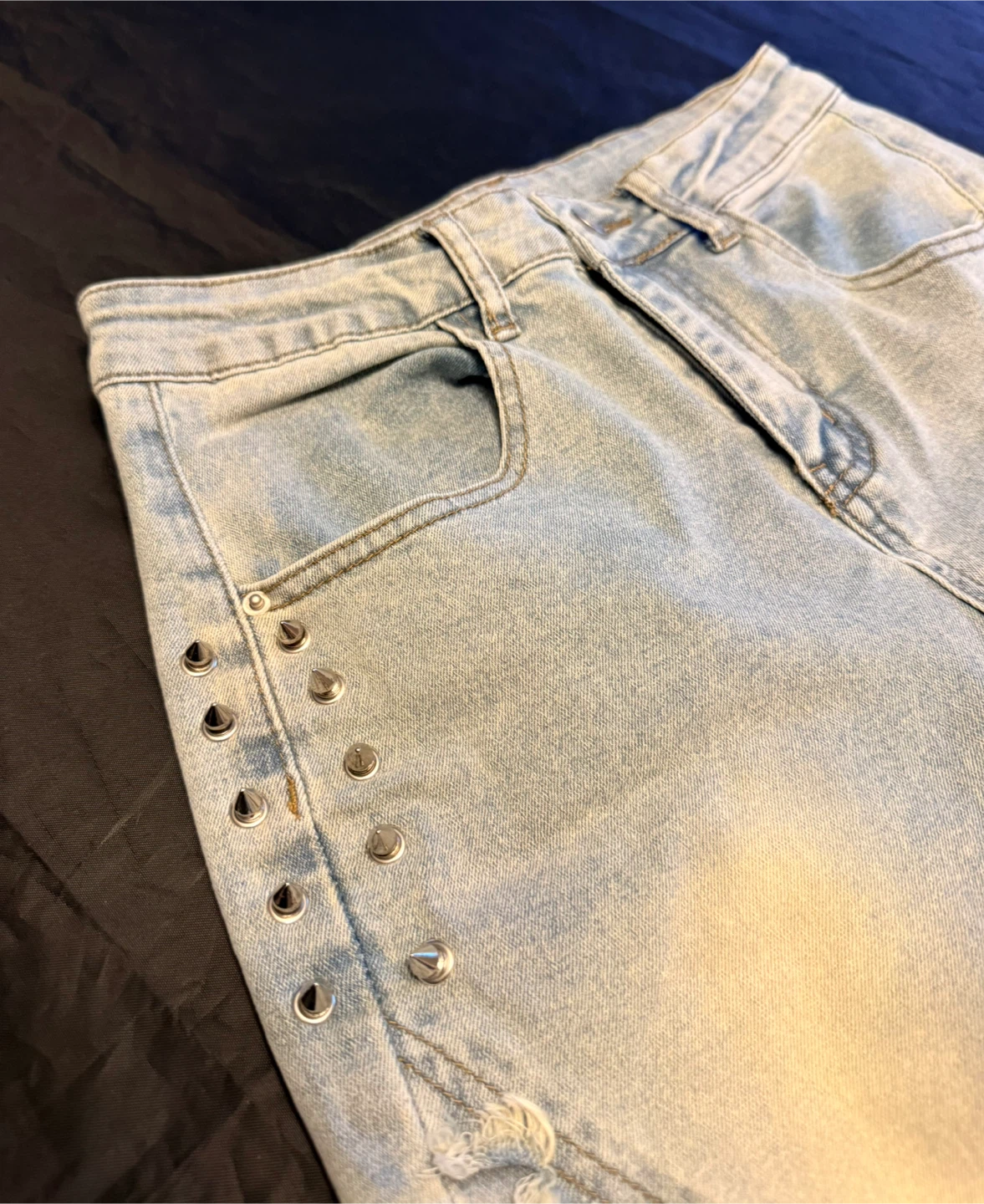 Y2K Studded Light Wash Flared Jeans - photo 3